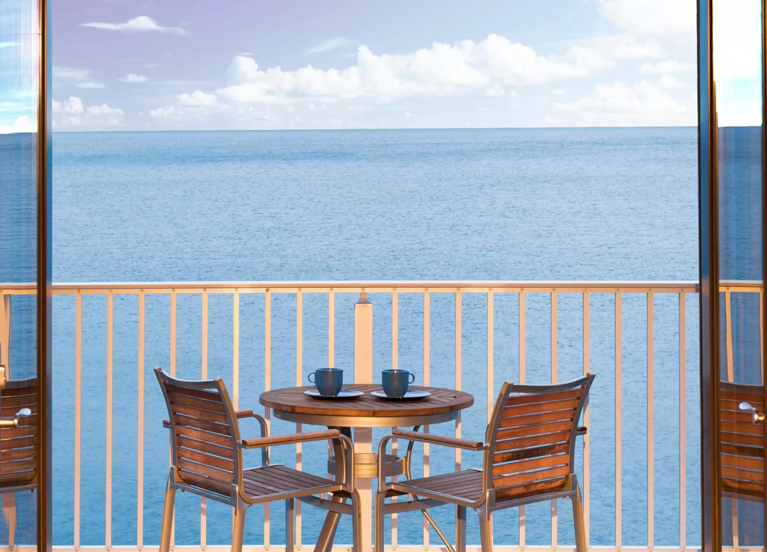 Balcony/Terrace in East Bay Suites