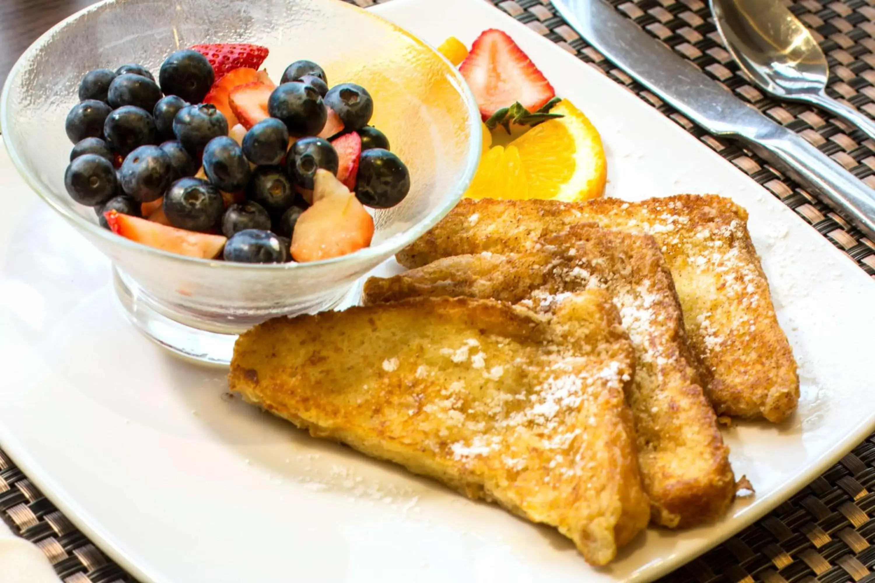 Breakfast, Food in DoubleTree by Hilton Hotel Largo Washington DC