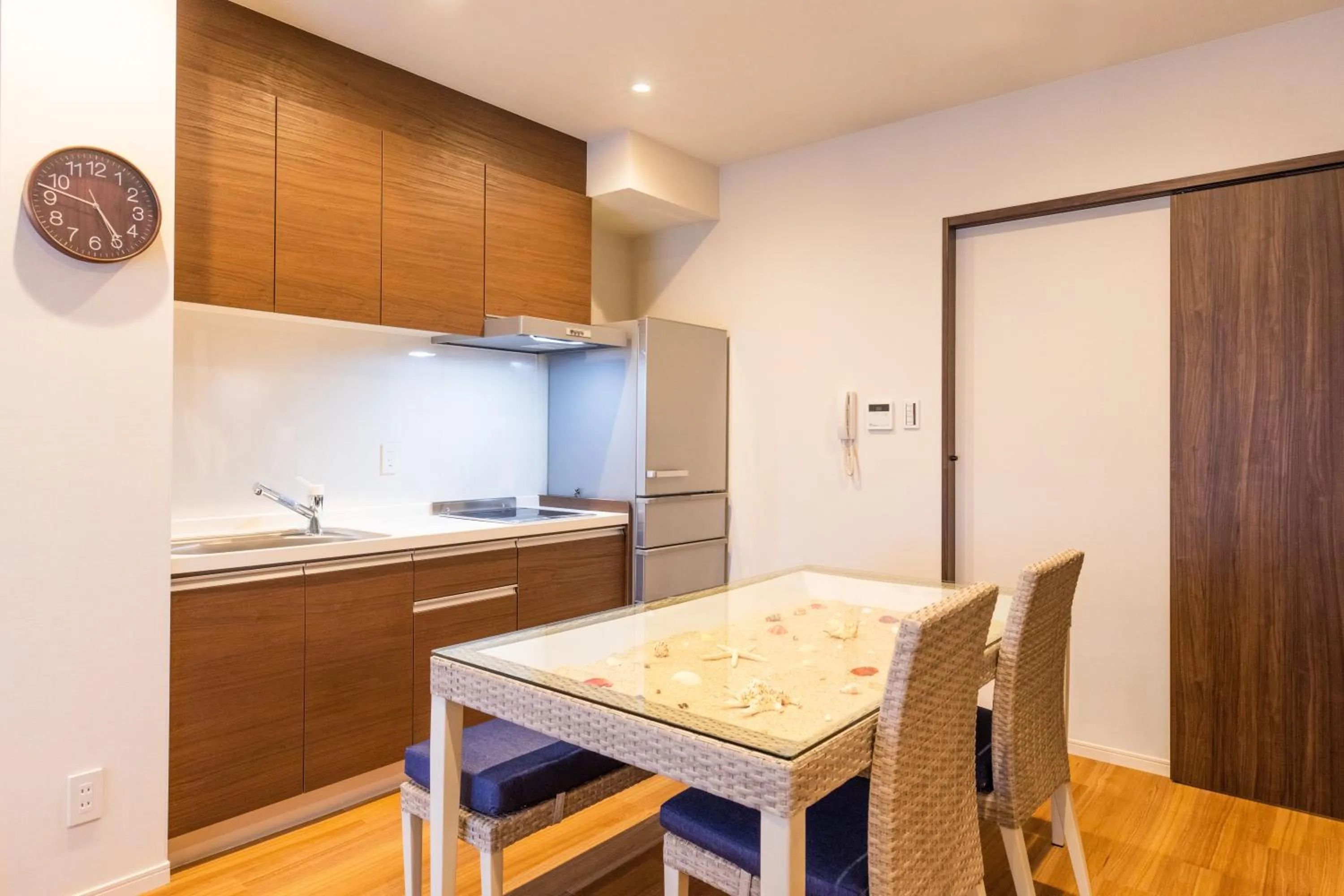 Kitchen or kitchenette in LAPIN MIHAMA Residence Hotel