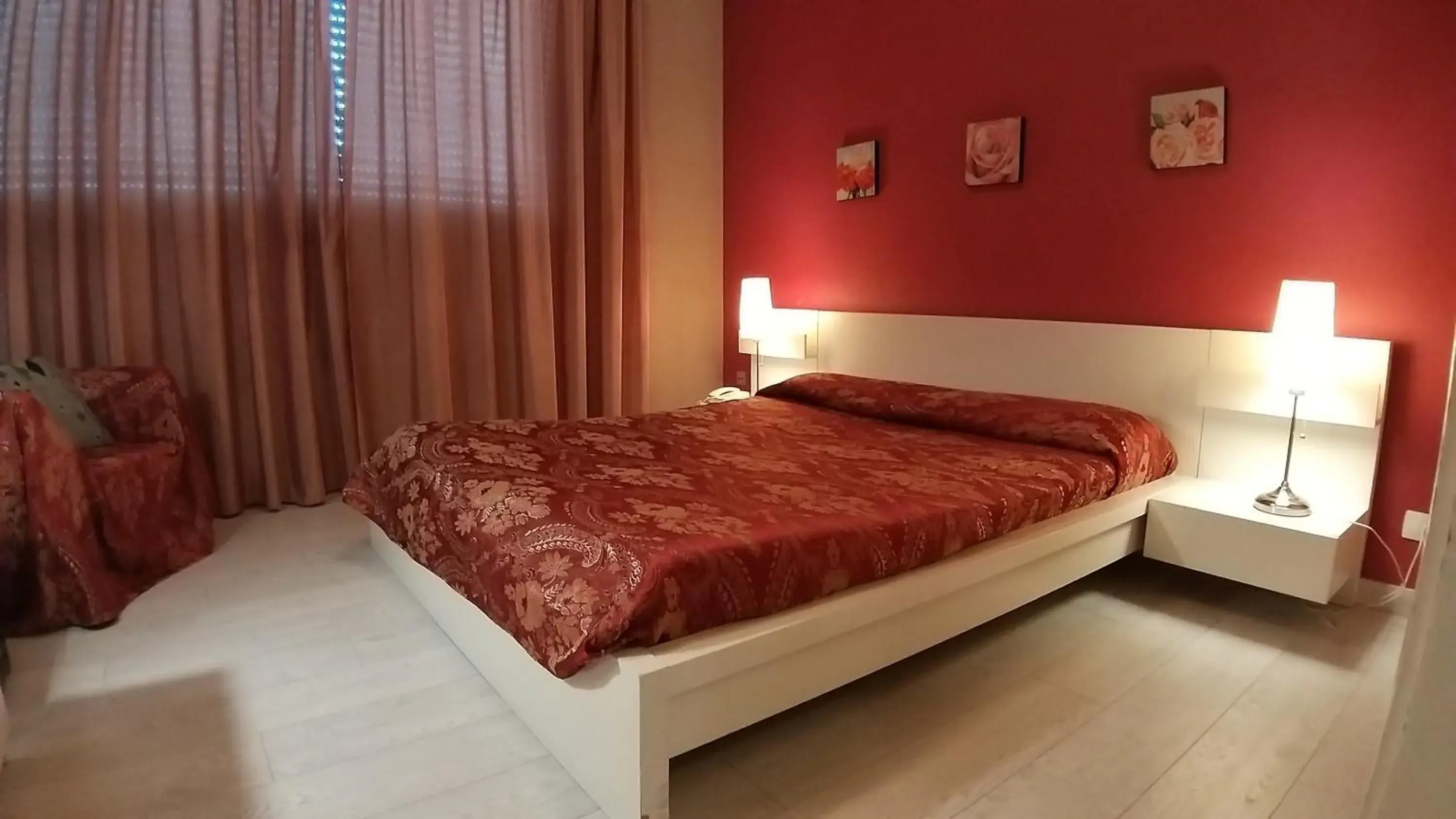 Bedroom, Bed in Cavalieri del Tau