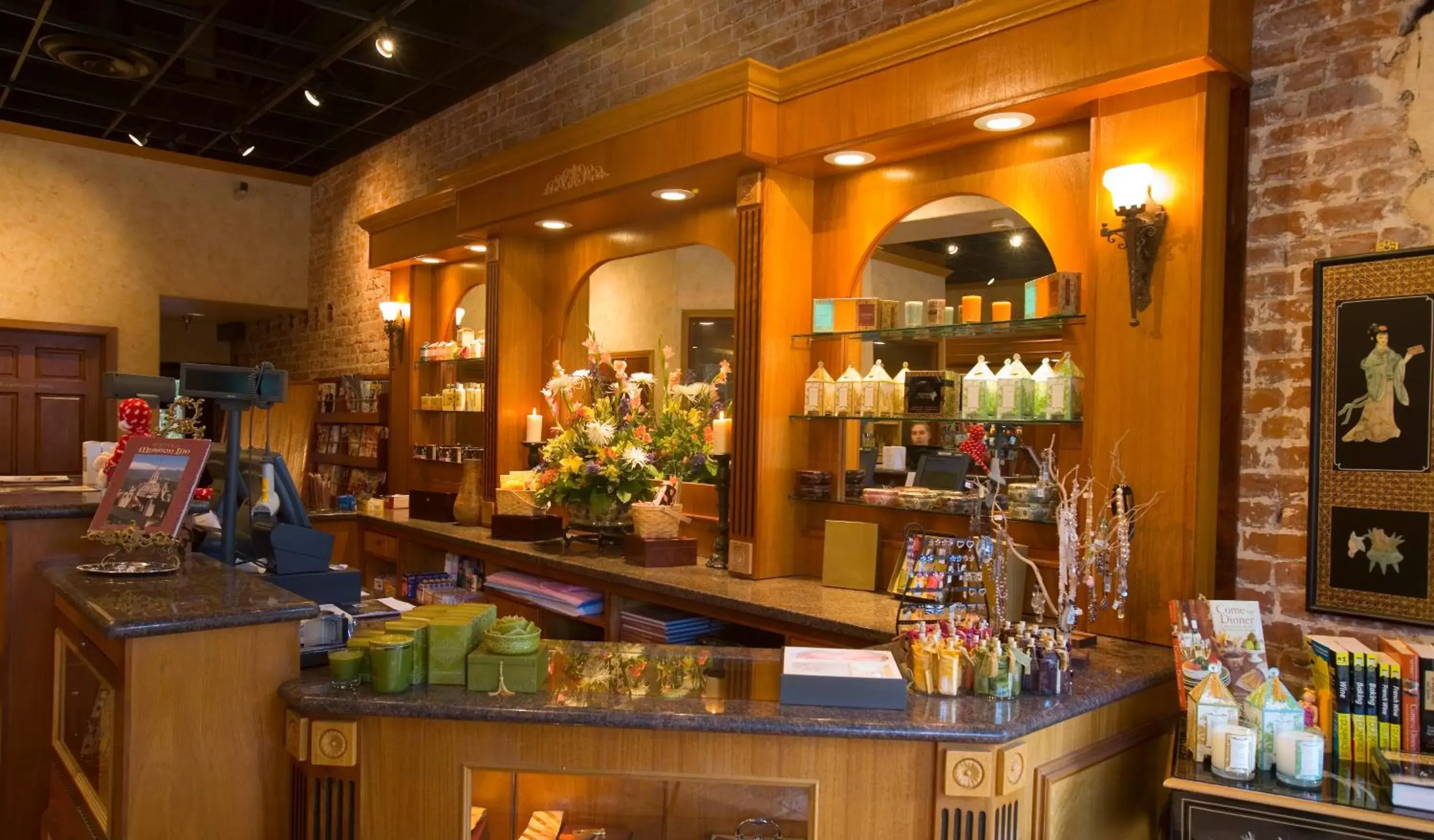 On-site shops in The Mission Inn Hotel and Spa