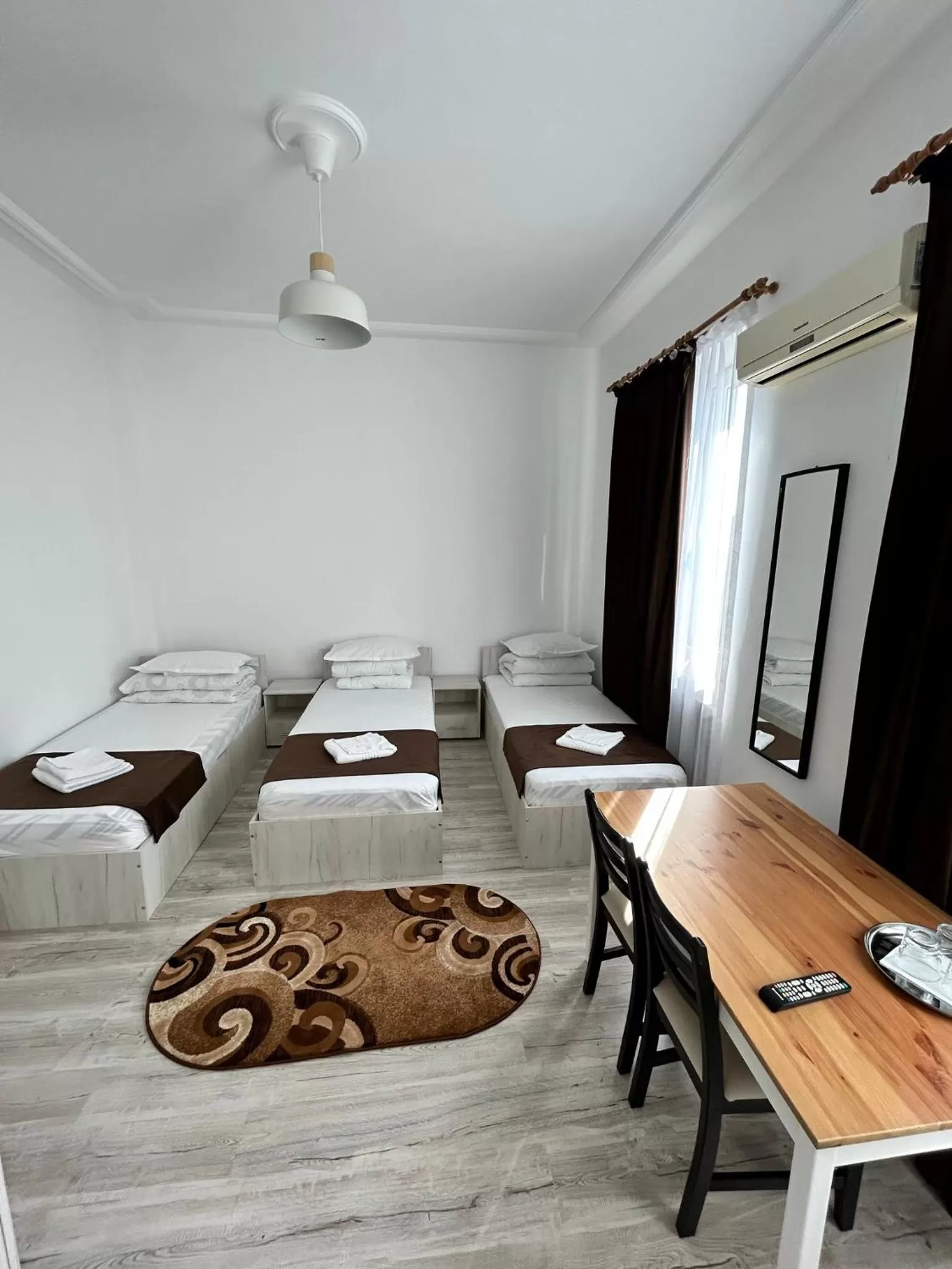 Bed in Hotel Continental City Center