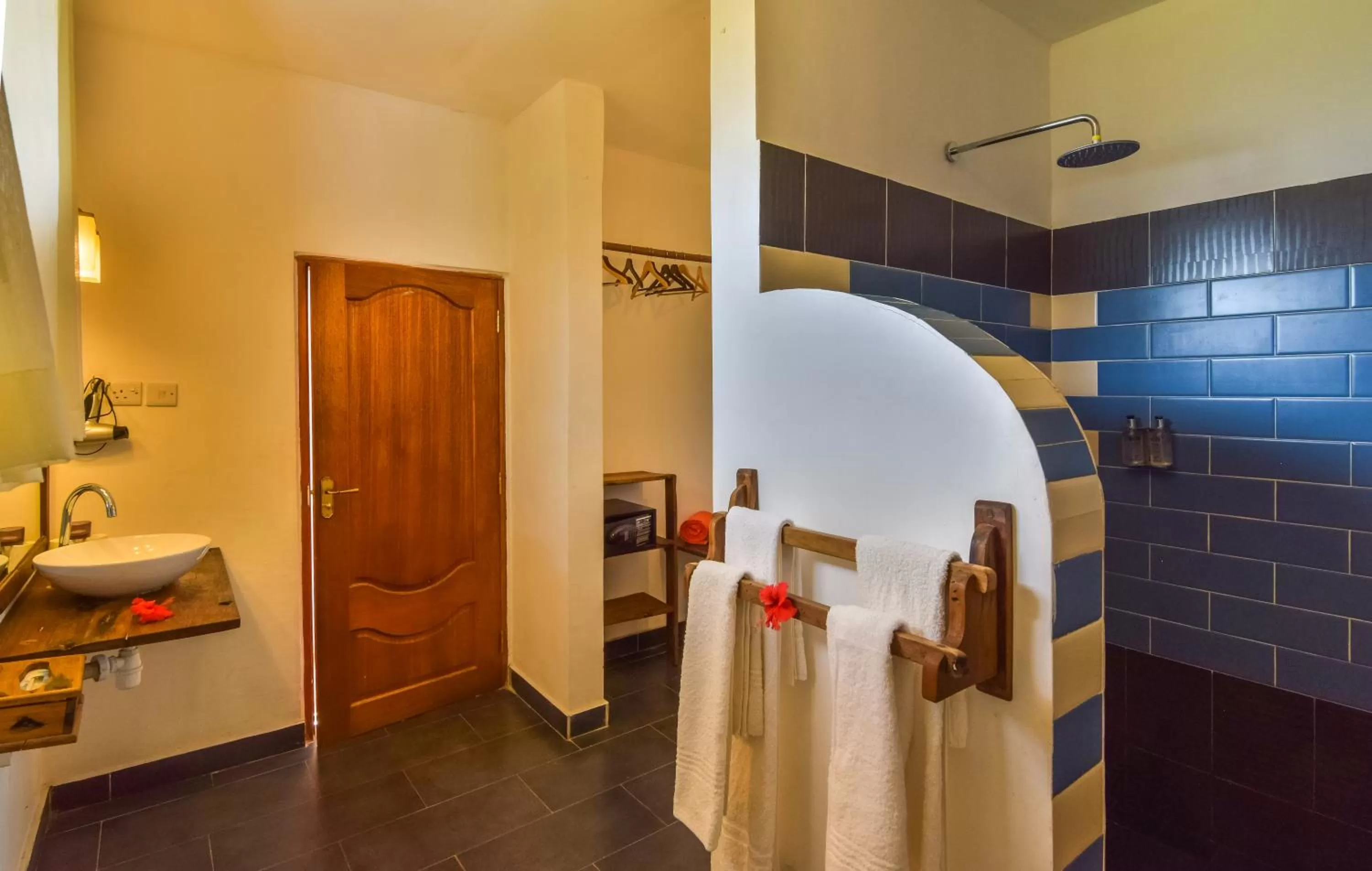 Bathroom in Tanzanite Beach Resort
