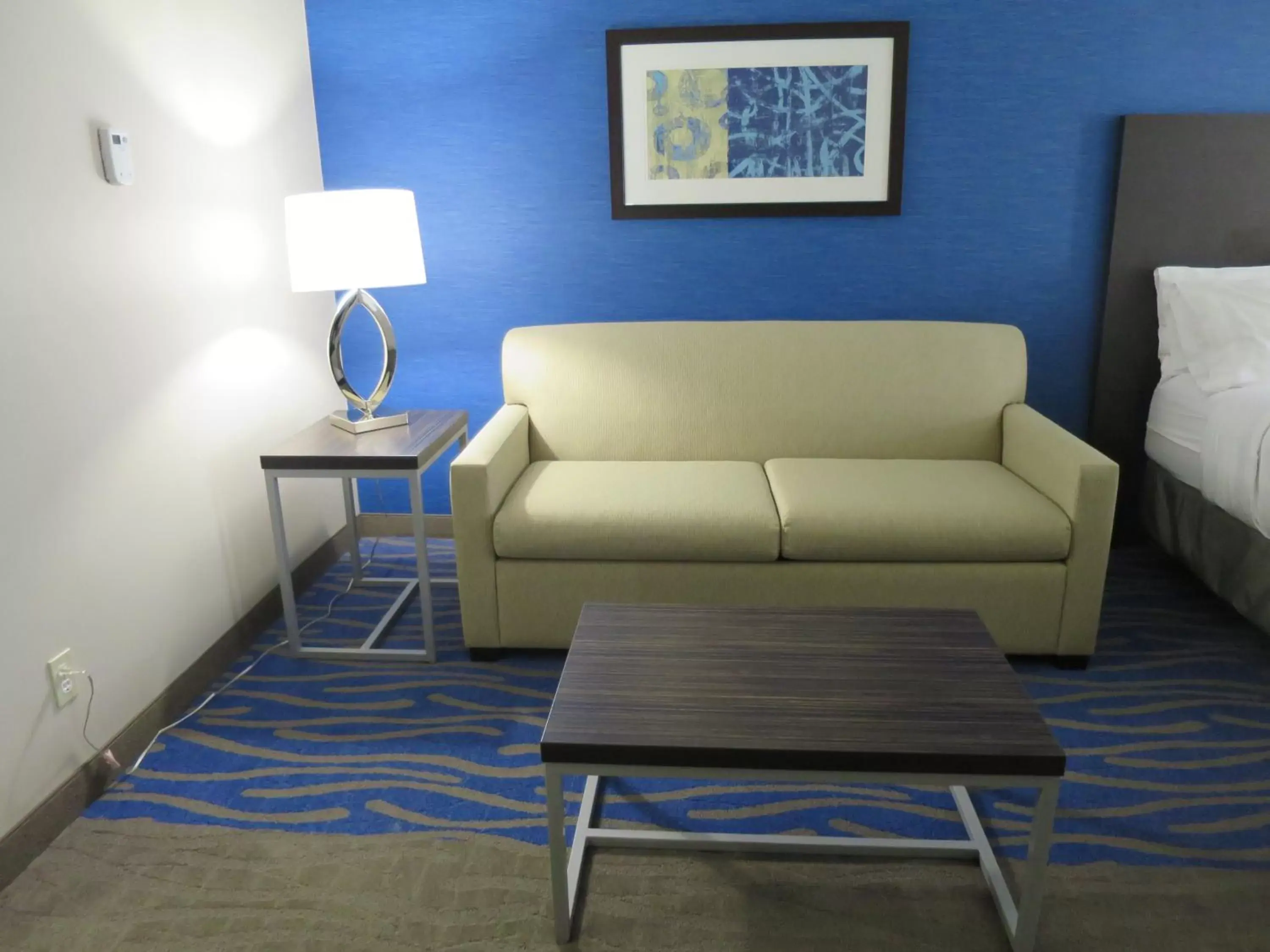 Photo of the whole room, Seating Area in Holiday Inn Hotel & Suites Regina, an IHG Hotel