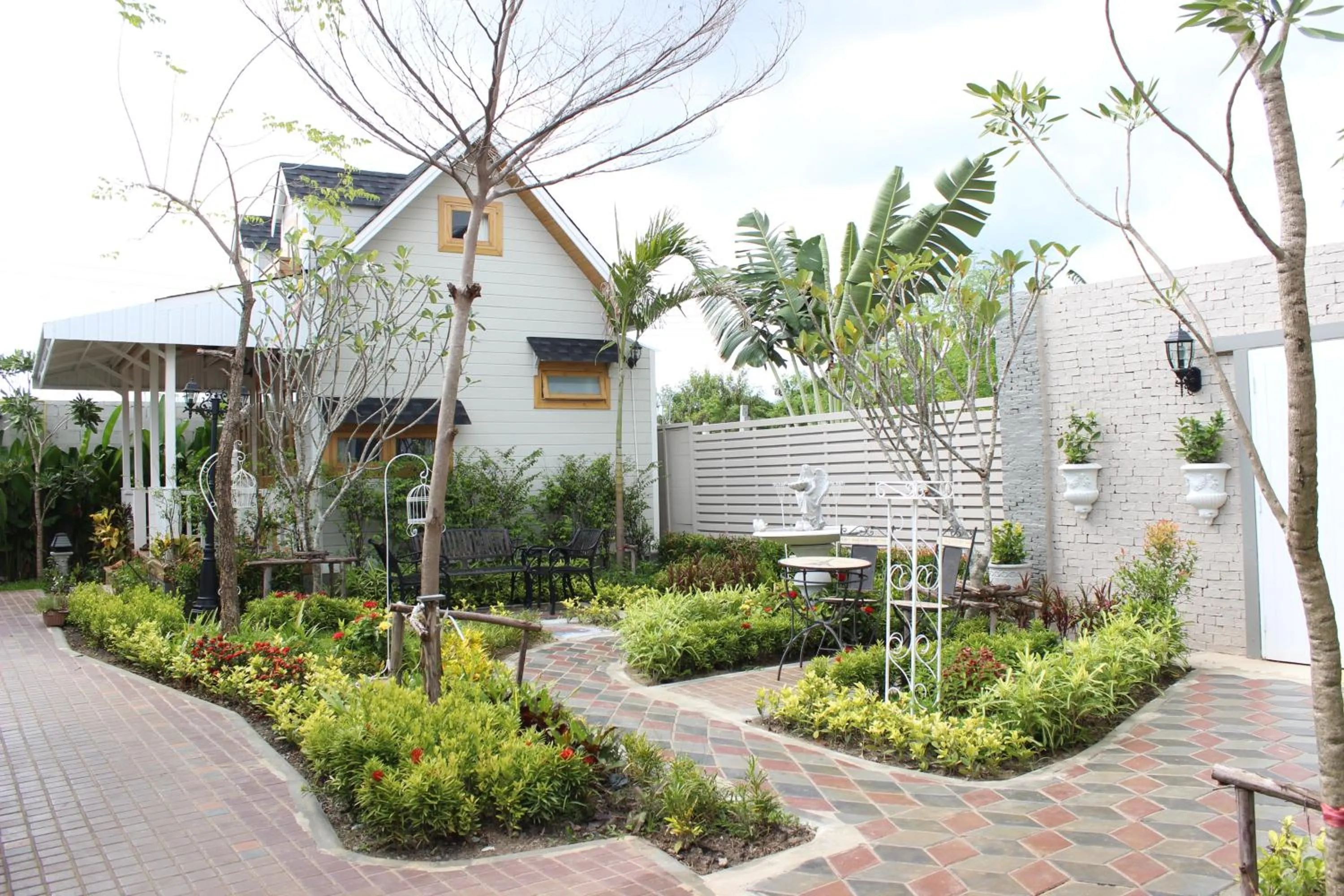 Property building in At Residence Suvarnabhumi Hotel
