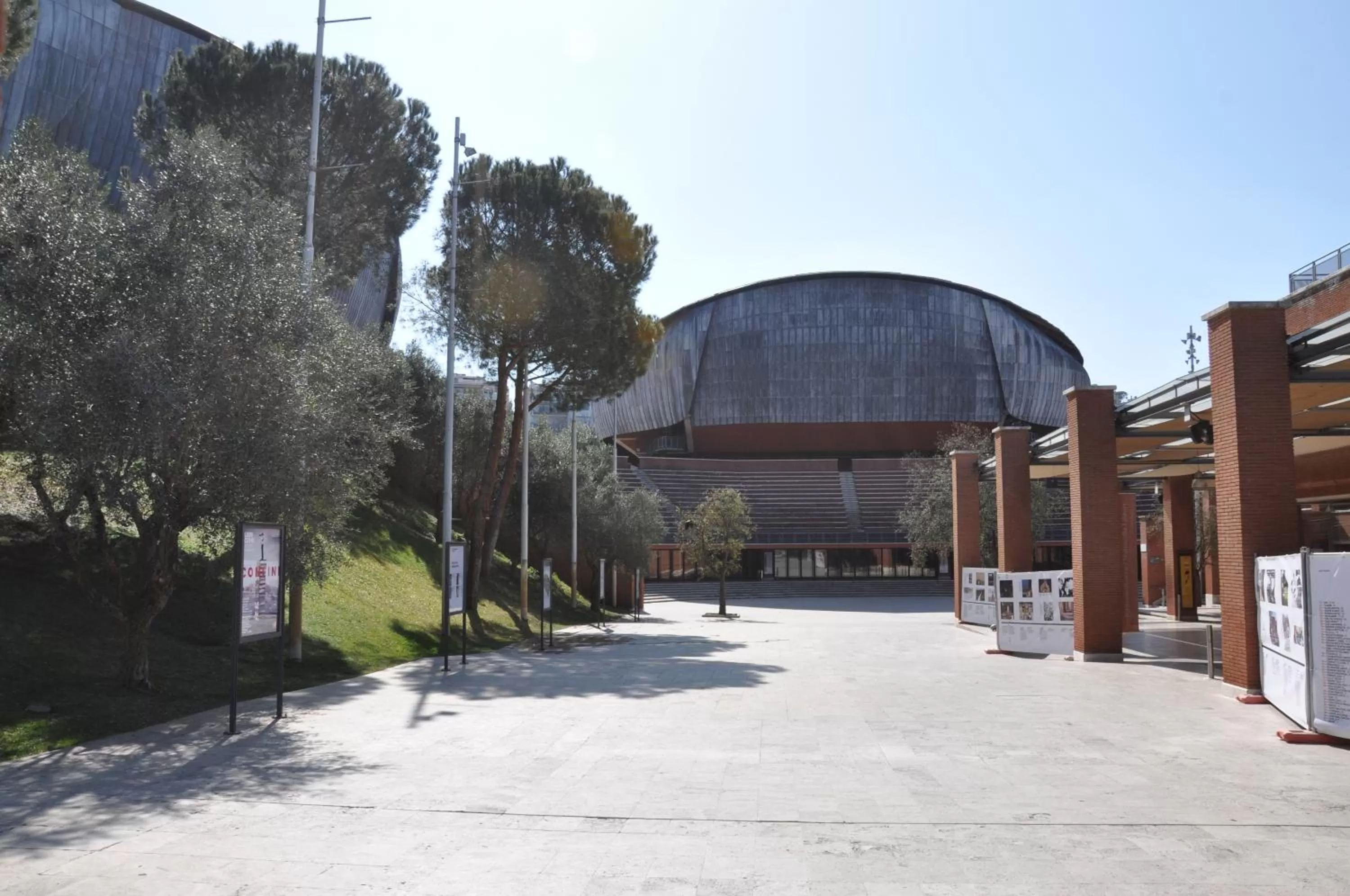 Entertainment in Sweet Home Parioli