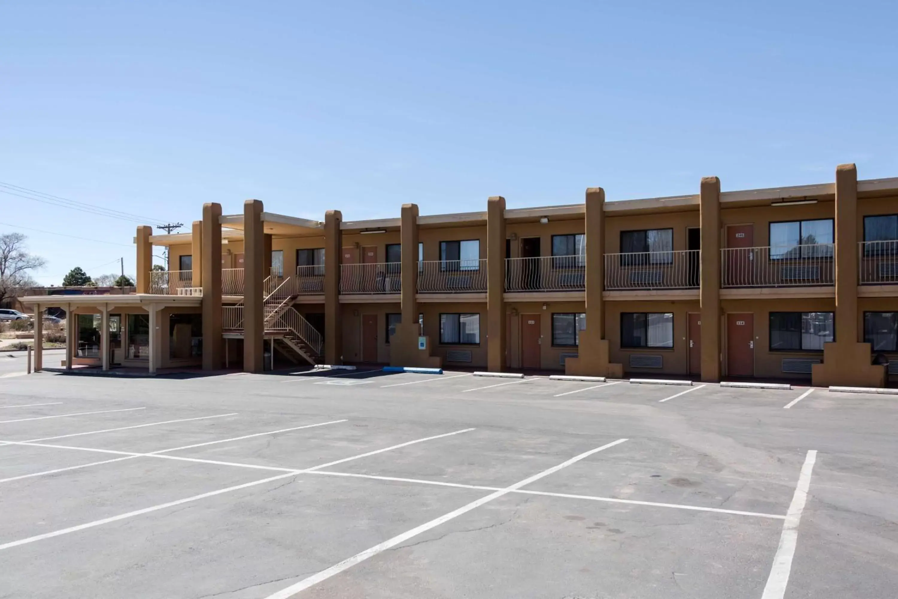 Property Building in Motel 6-Santa Fe, NM - Downtown