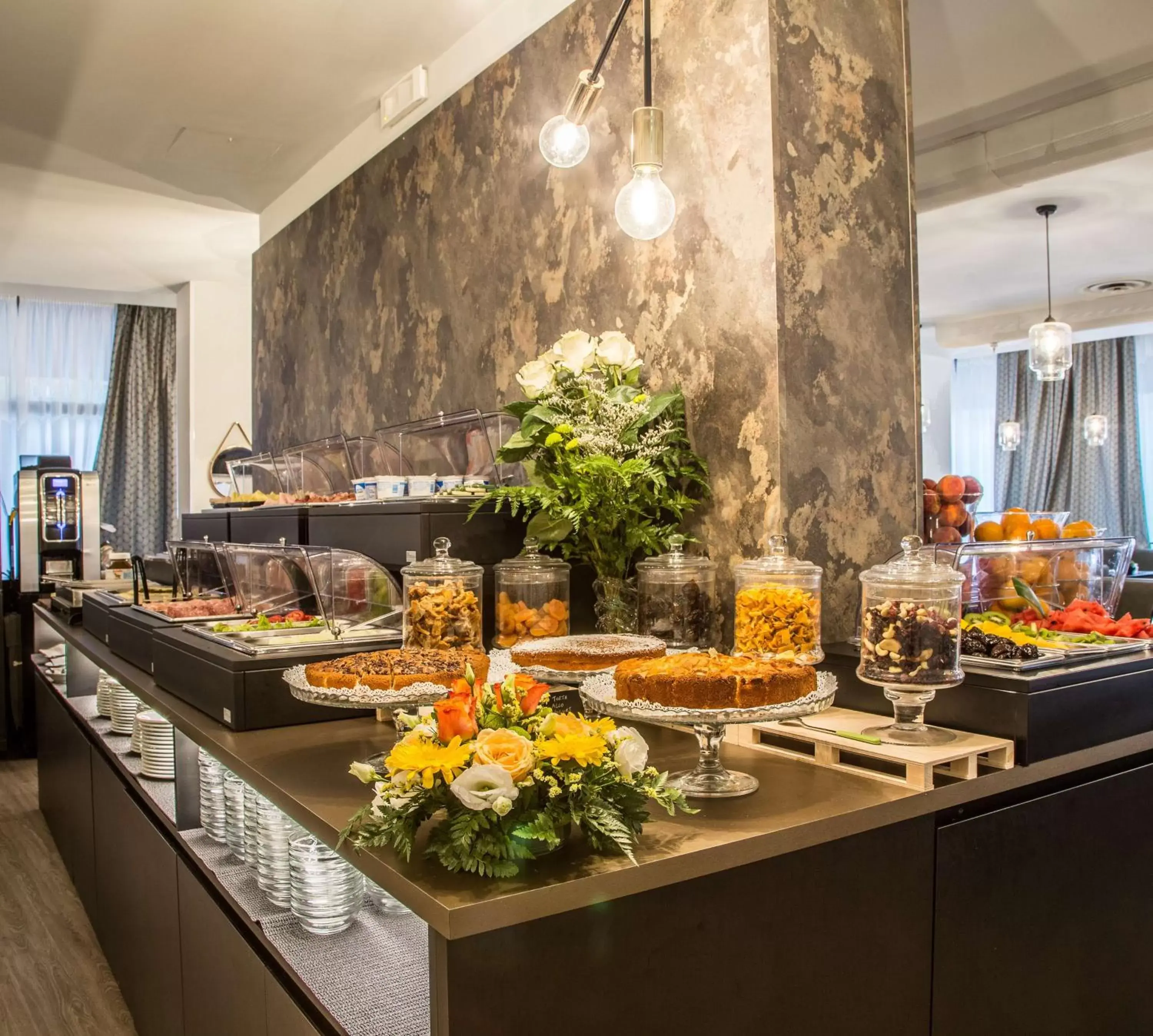 Restaurant/places to eat, Food in Best Western Plus CHC Florence