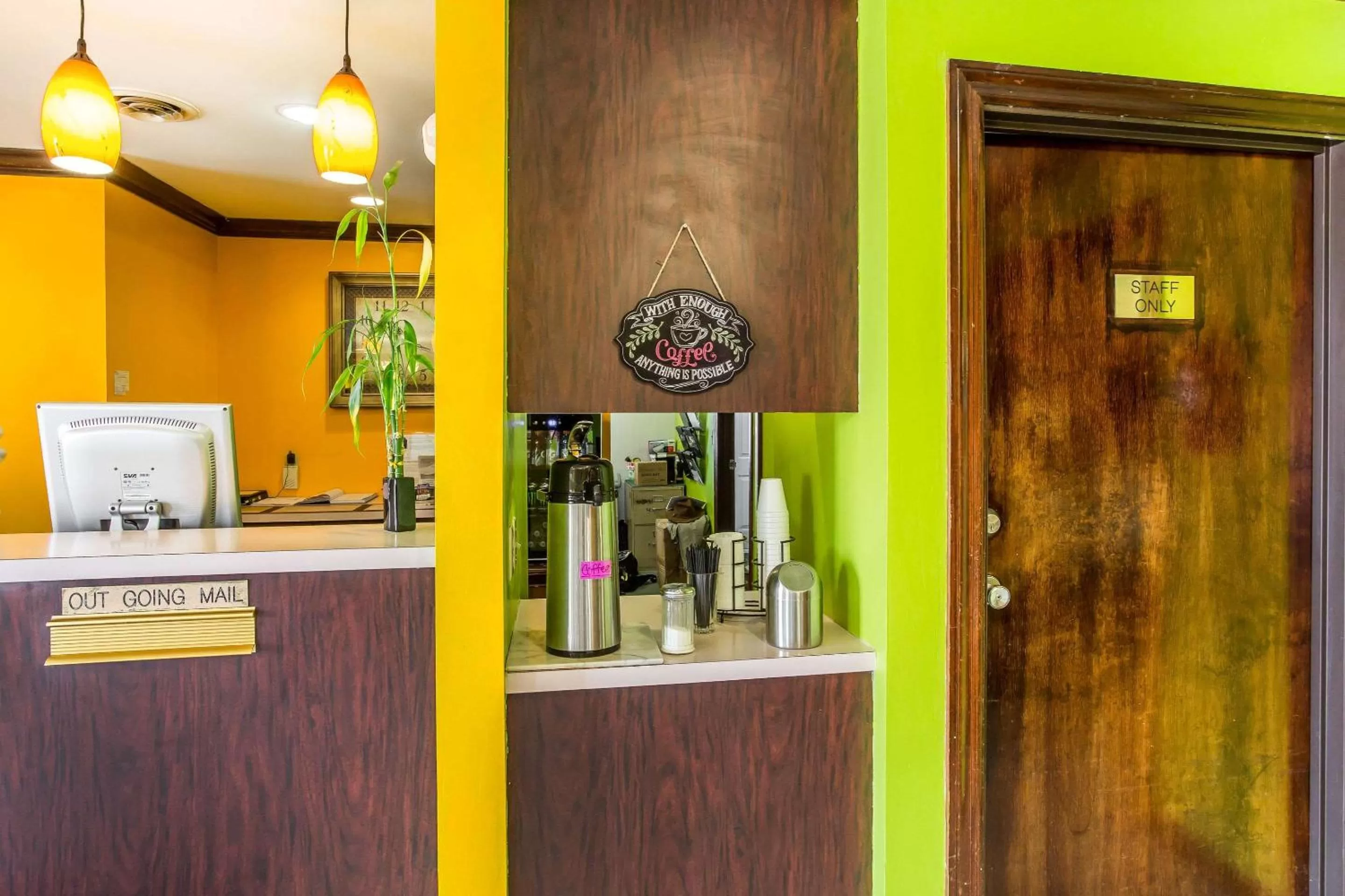 Lobby or reception in Rodeway Inn & Suites Smyrna - Nashville Area