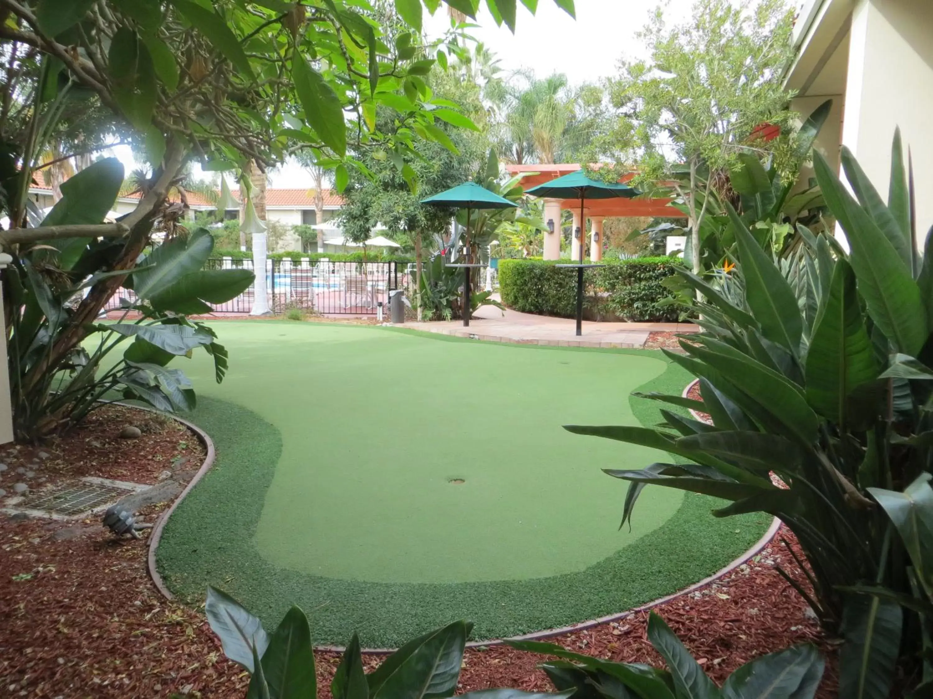 Golfcourse in Uptown Oasis San Jose Airport & Silicon Valley Golfcourse in Uptown Oasis San Jose Airport & Silicon Valley