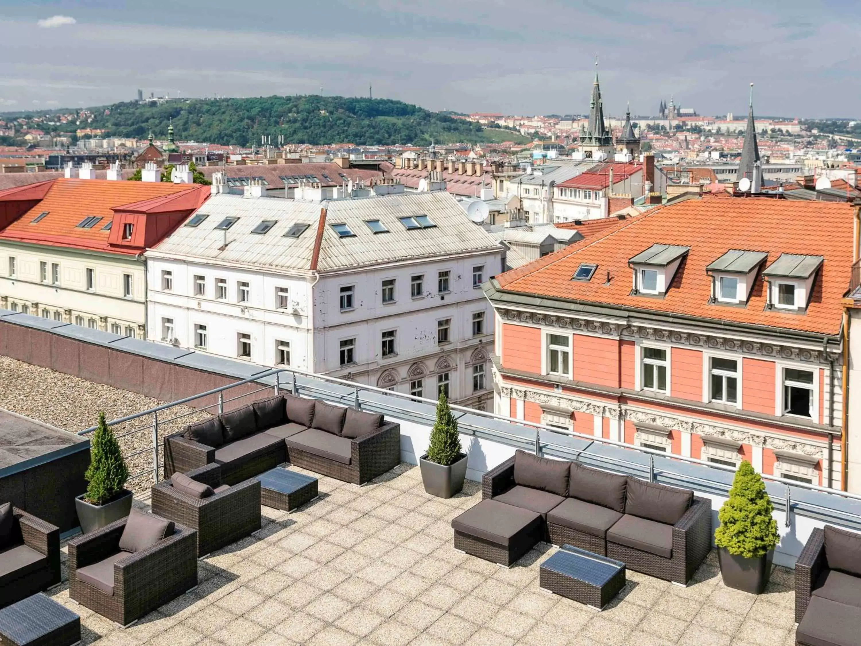 Lounge or bar in Novotel Praha Wenceslas Square