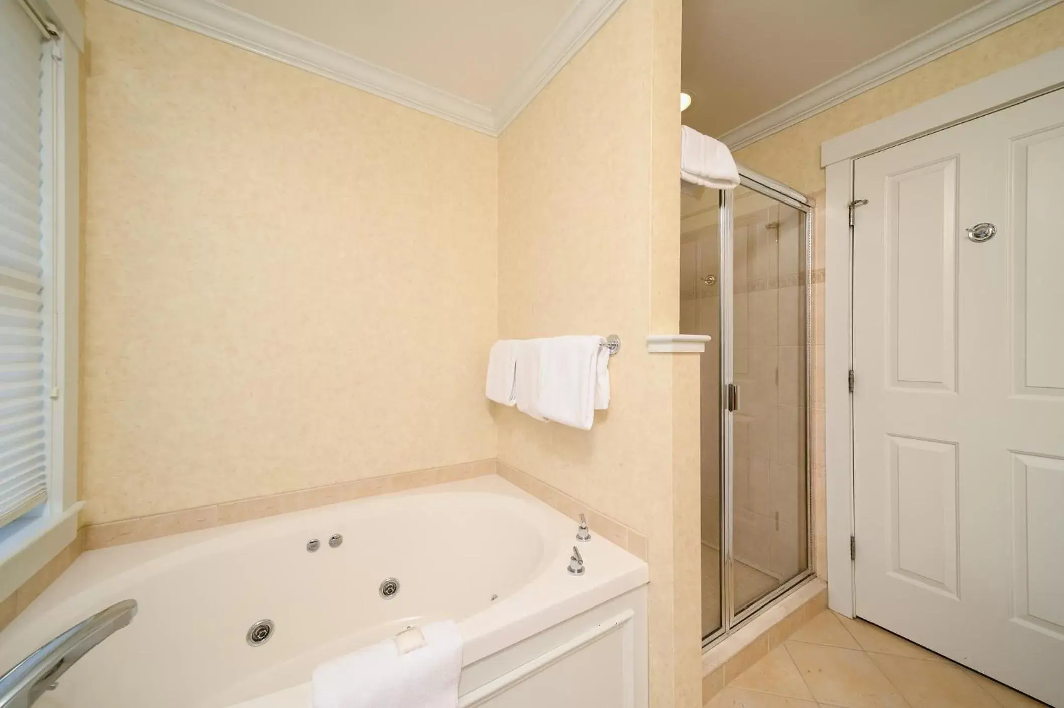 Bathroom in Stoweflake Mountain Resort & Spa