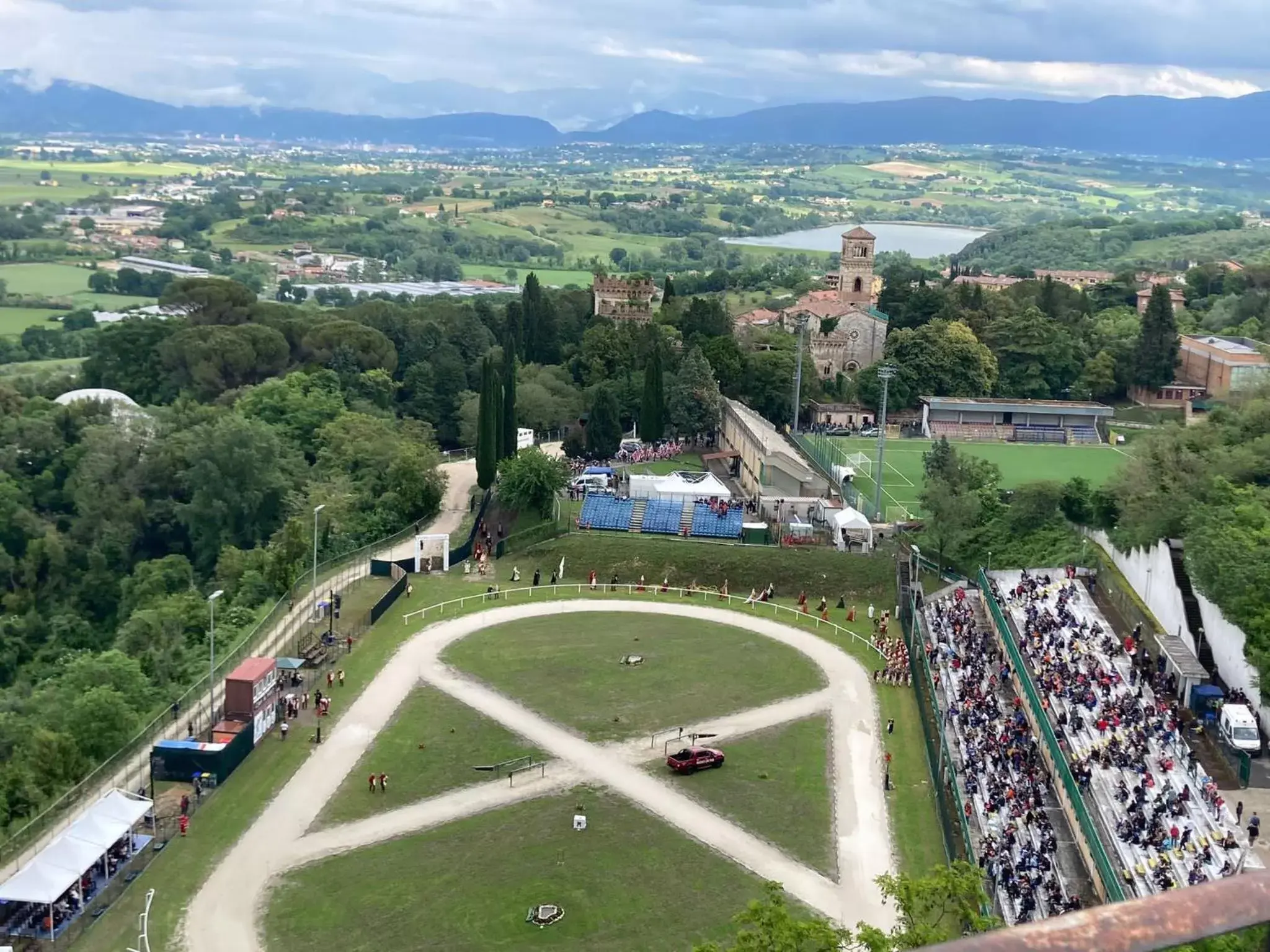 Bird's-eye View in B&B Home XIX