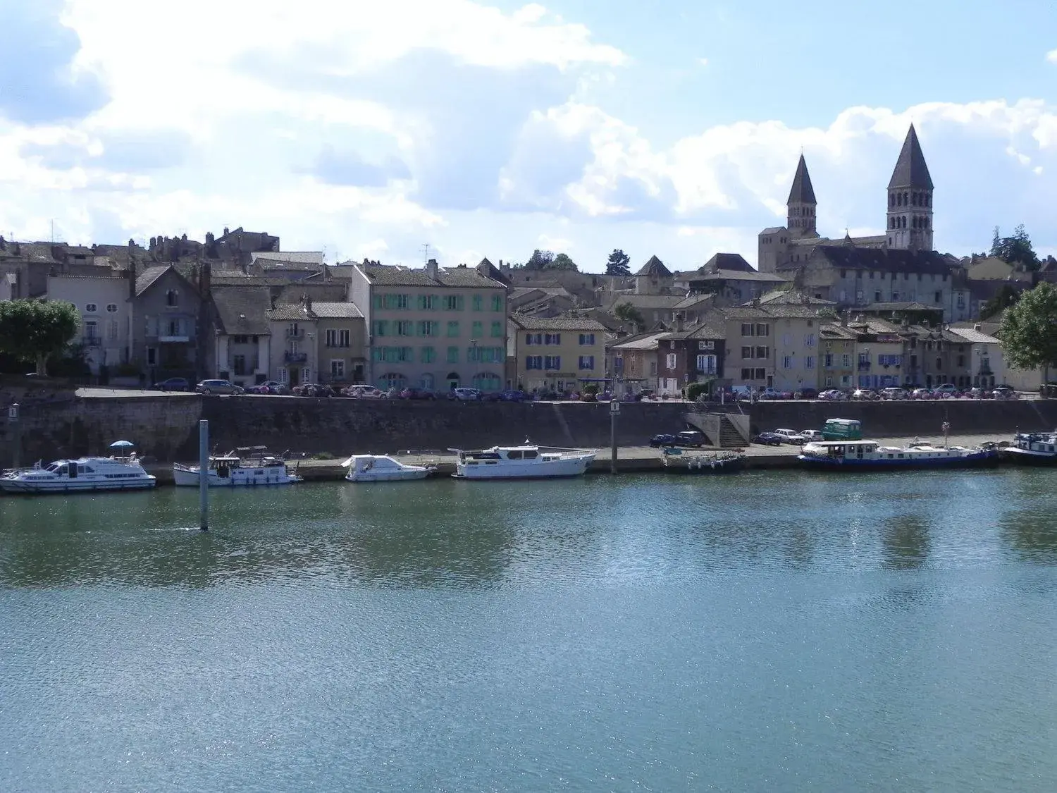 Area and facilities in Hôtel Le Kolibri