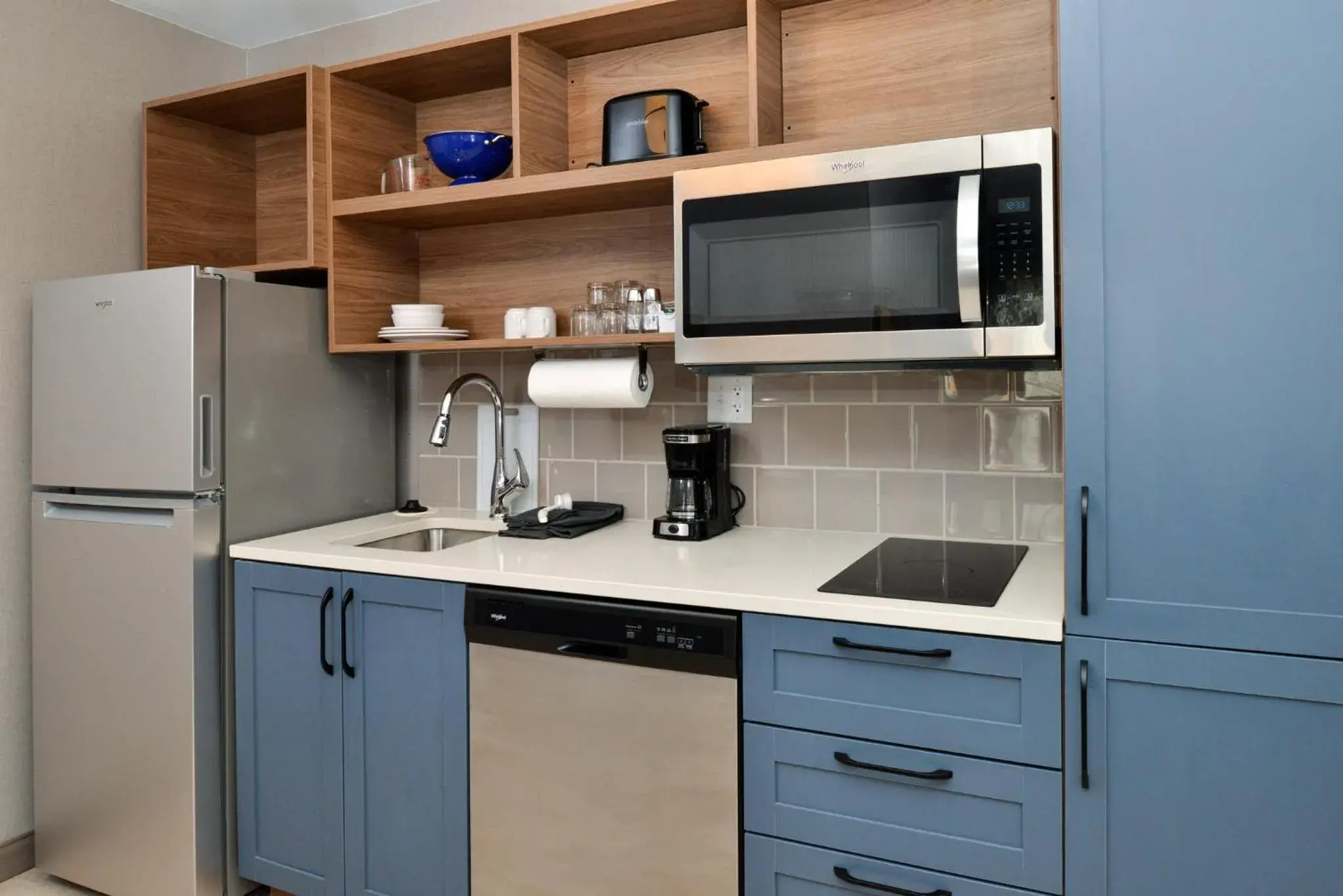 Studio King Suite - Communications Accessible in Candlewood Suites - Joliet Southwest, an IHG Hotel Studio King Suite - Communications Accessible in Candlewood Suites - Joliet Southwest, an IHG Hotel