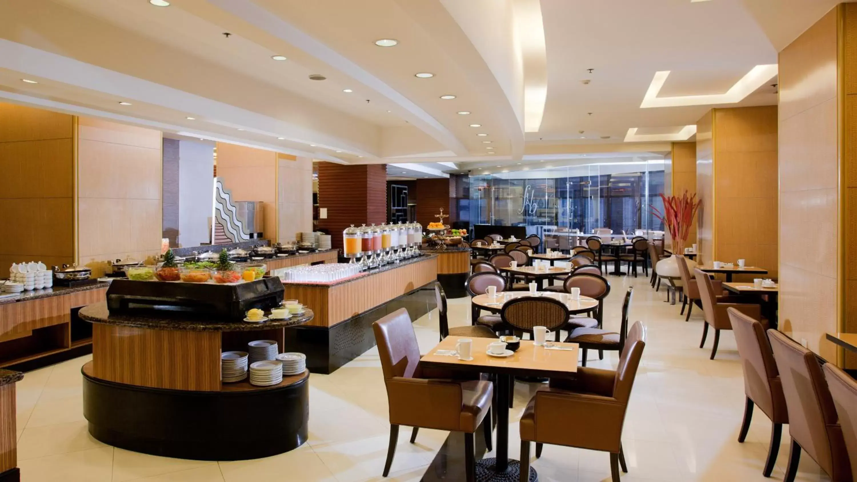 Restaurant/Places to Eat in Holiday Inn Manila Galleria, an IHG Hotel