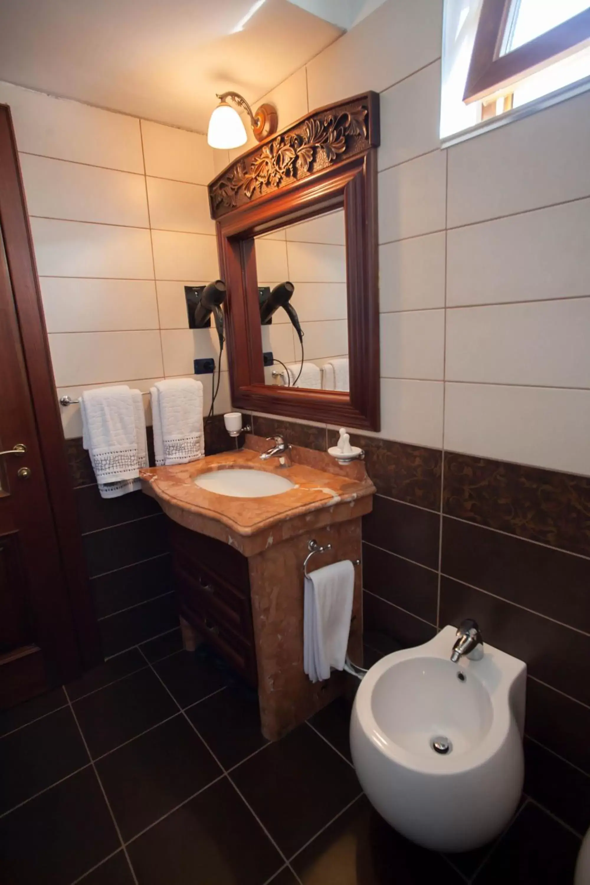 Bathroom in Brilant Antik Hotel