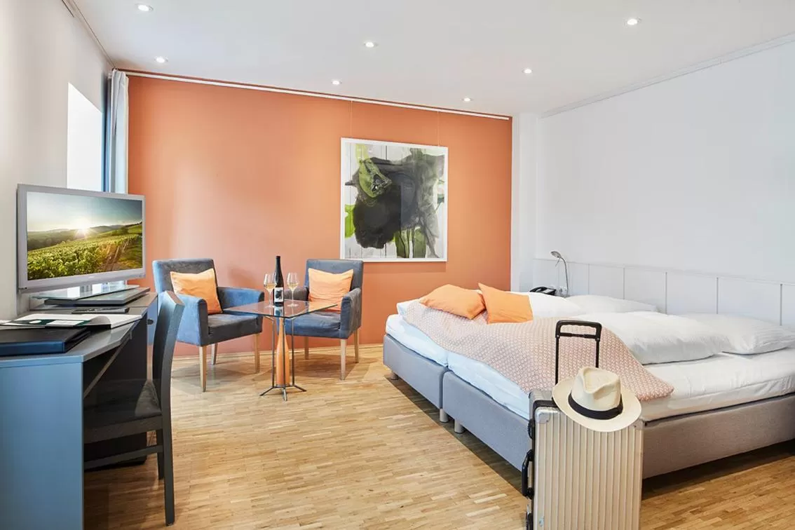 Double Room in Breuer's Rüdesheimer Schloss