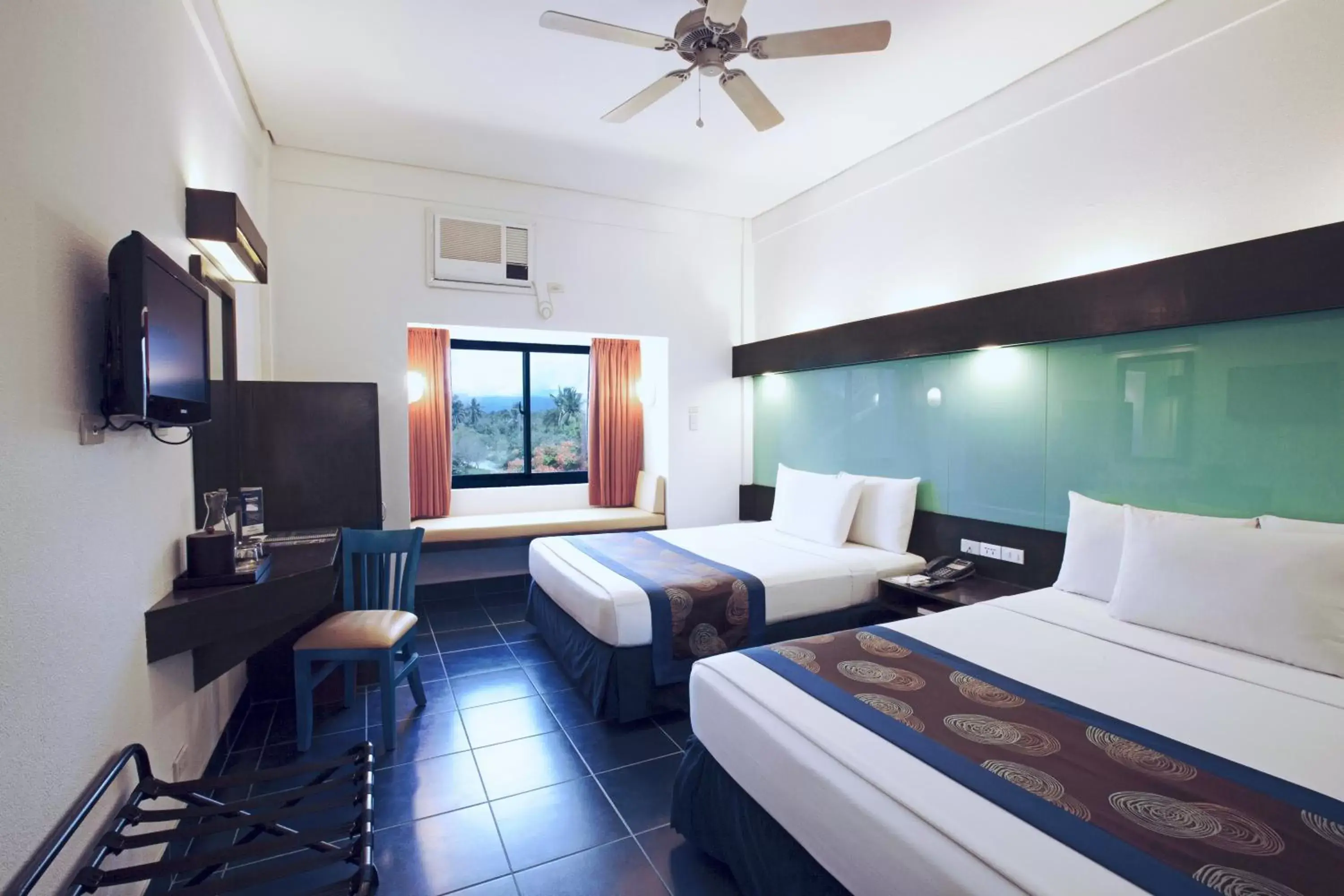 Photo of the whole room in Microtel by Wyndham Puerto Princesa