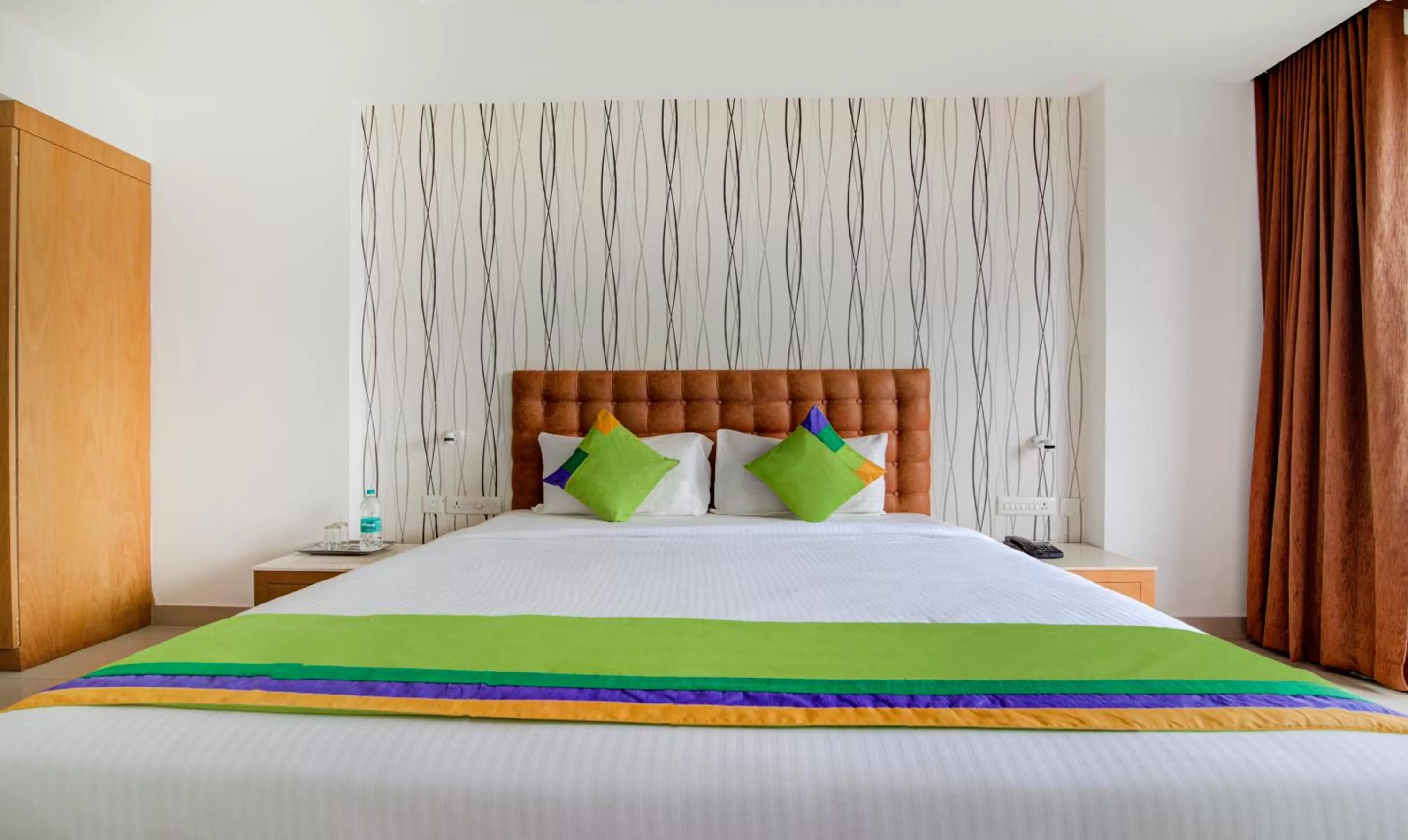 Bed in Cilantro By The Sea