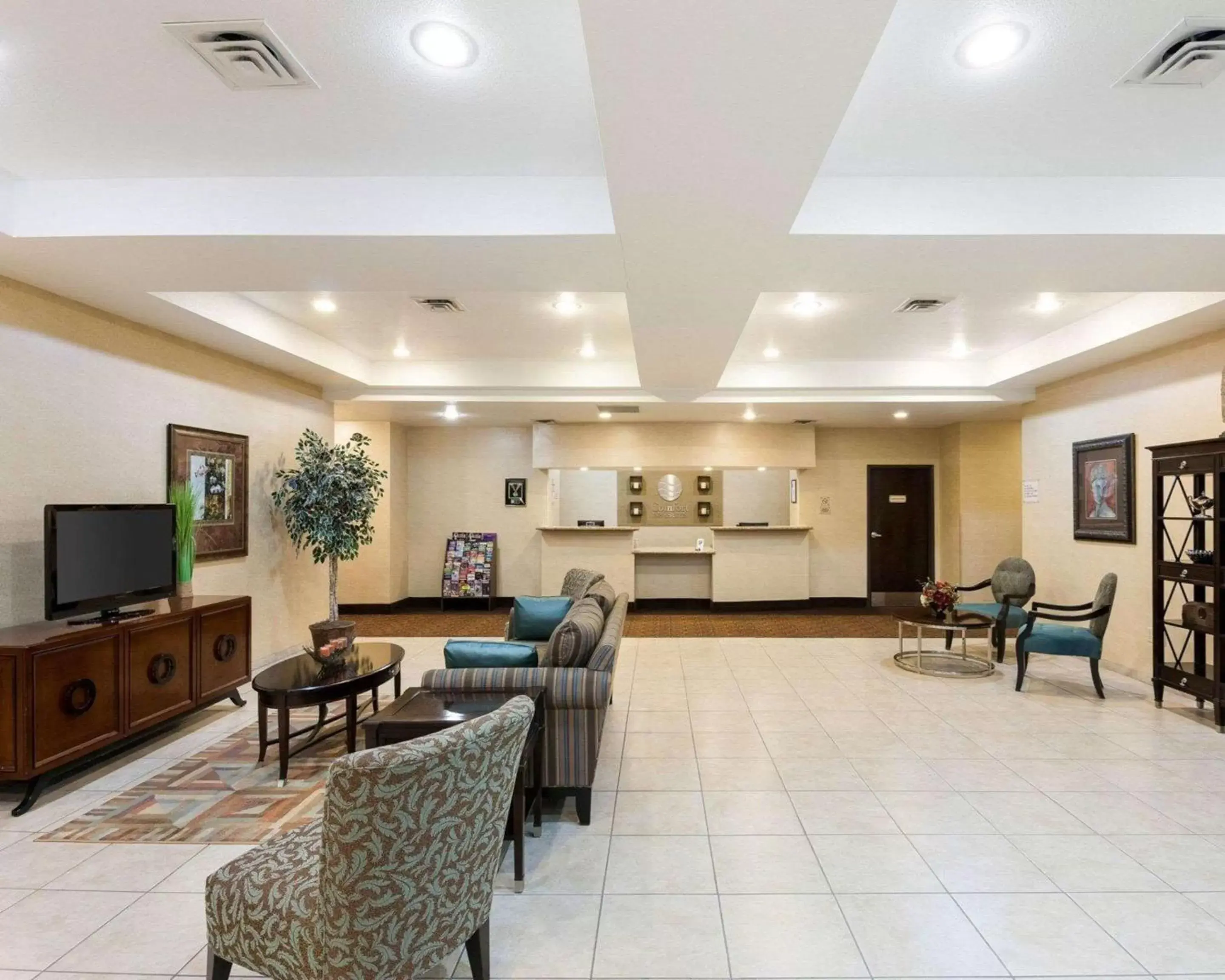 Lobby or reception, Lobby/Reception in Comfort Inn & Suites Regional Medical Center