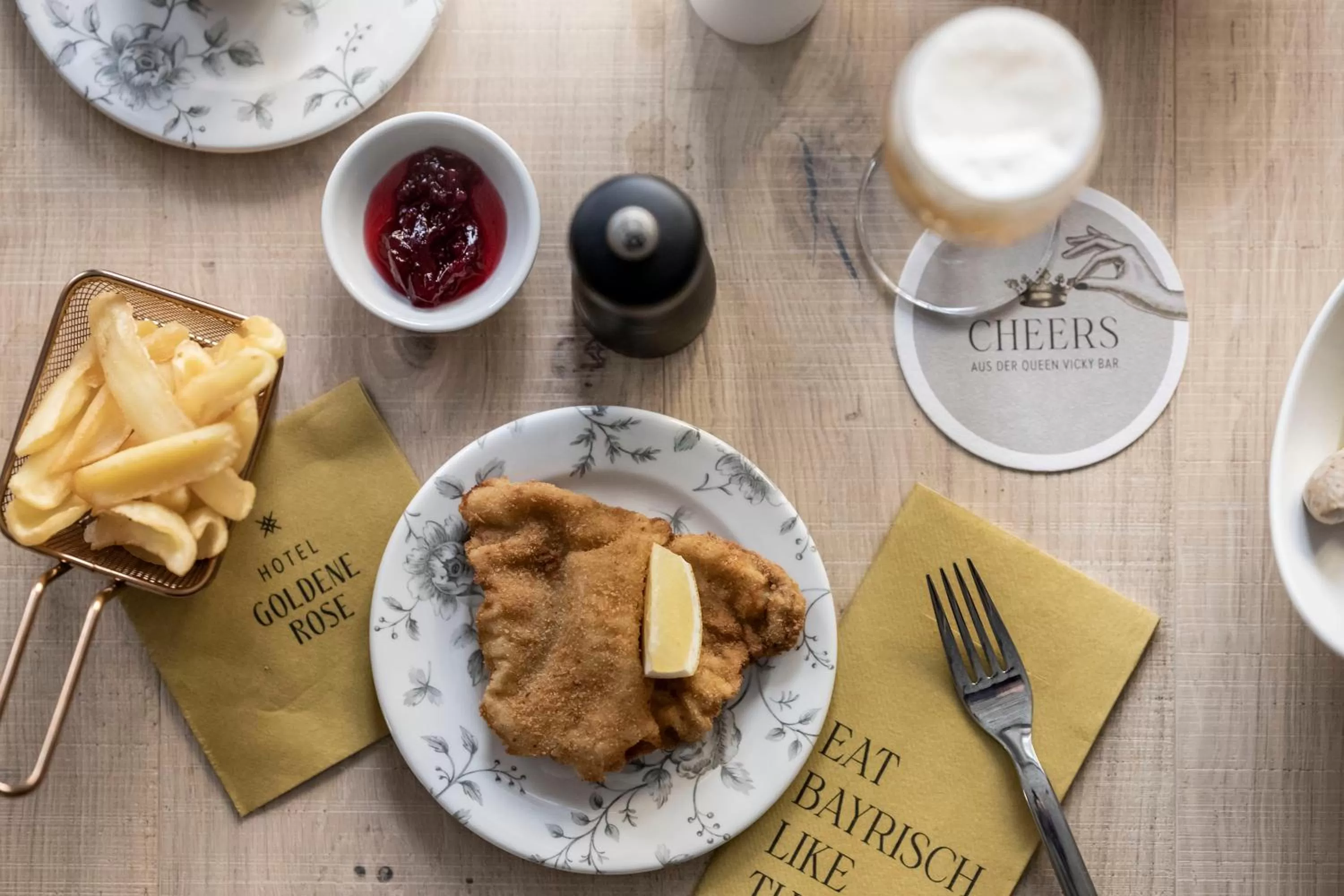 Food and drinks in HOTEL & SPA Goldene Rose