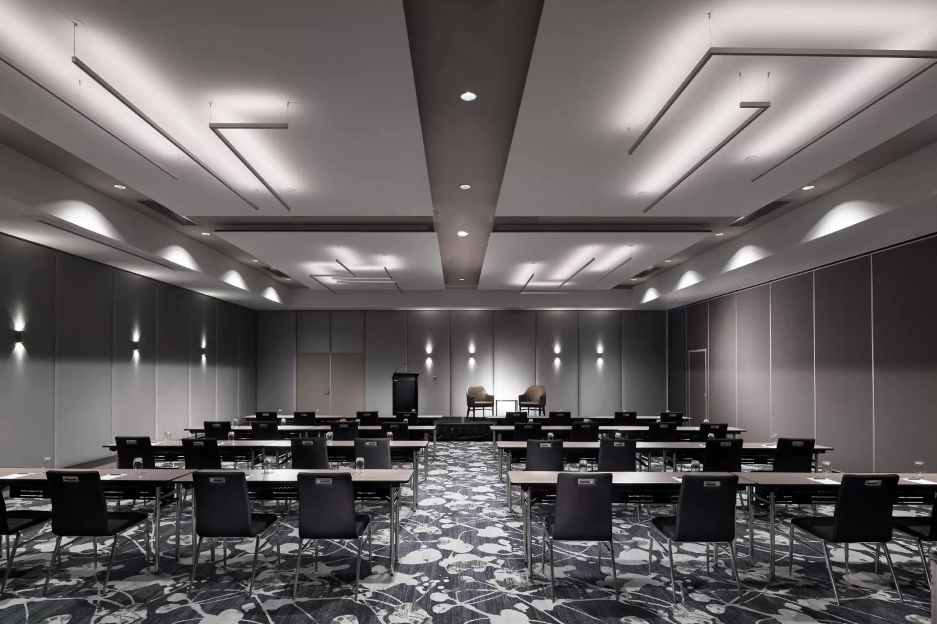 Meeting/conference room, Restaurant/Places to Eat in The Westin Brisbane
