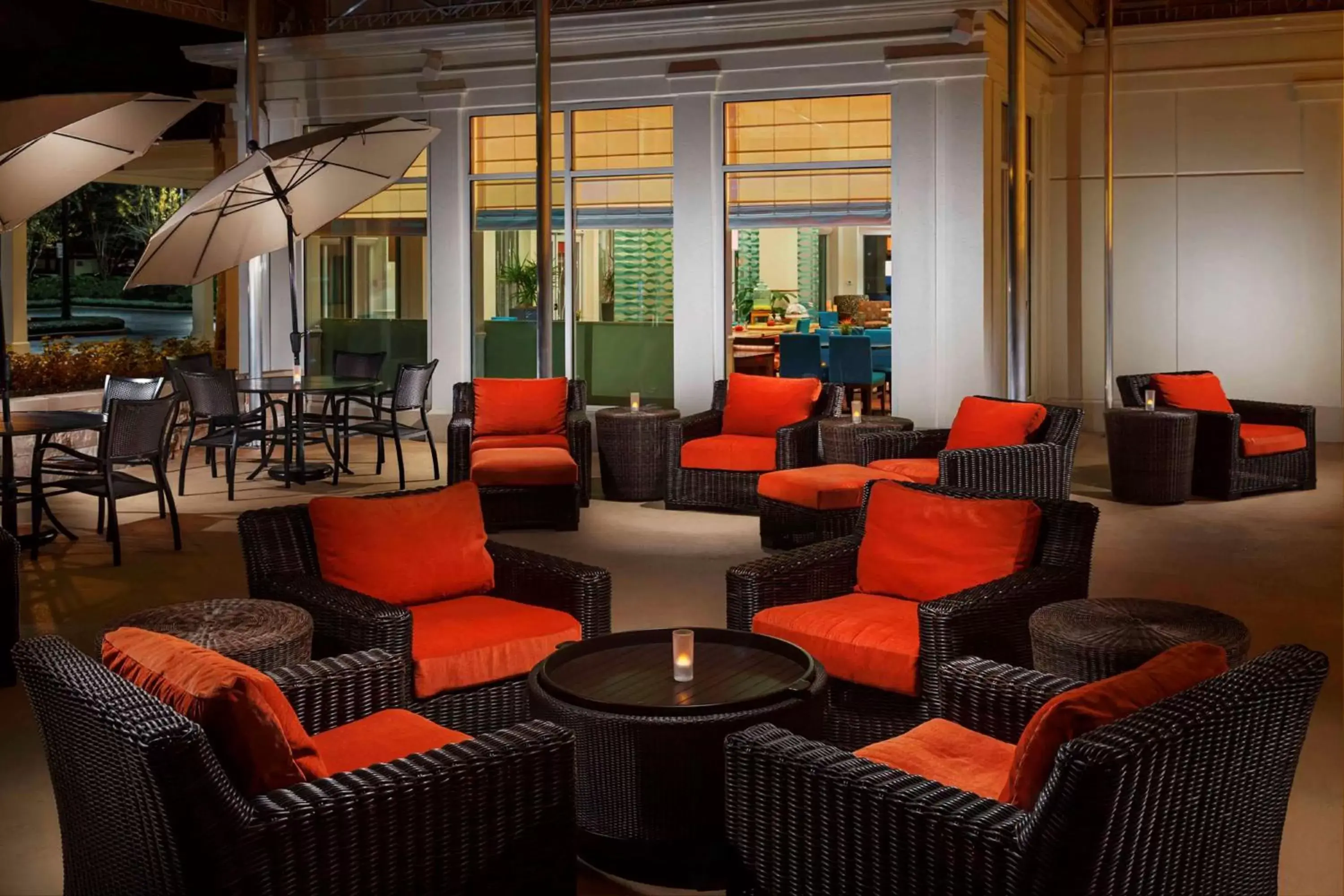 Patio, Lounge/Bar in Hilton Garden Inn Lake Mary