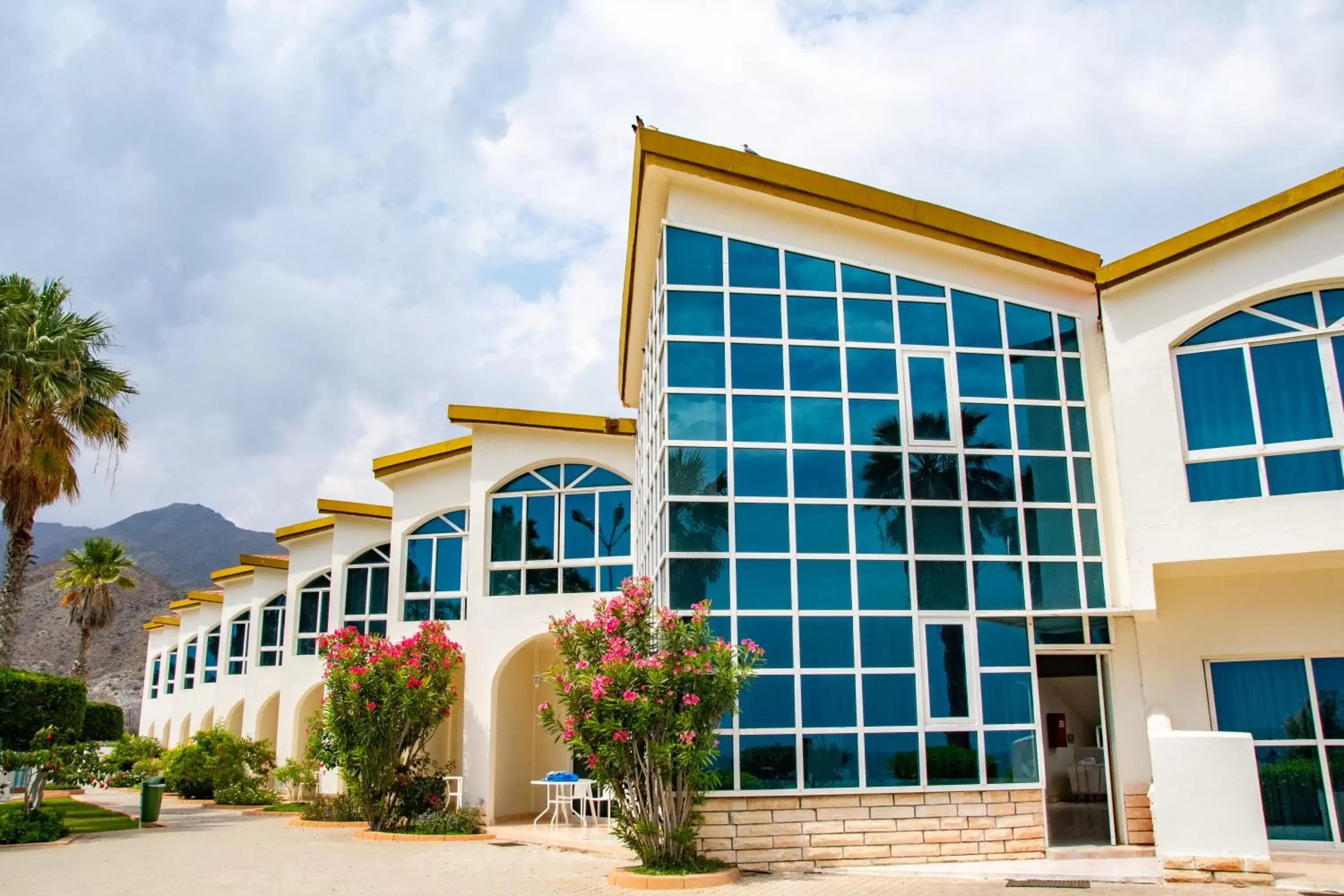 Property Building in Sandy Beach Hotel & Resort