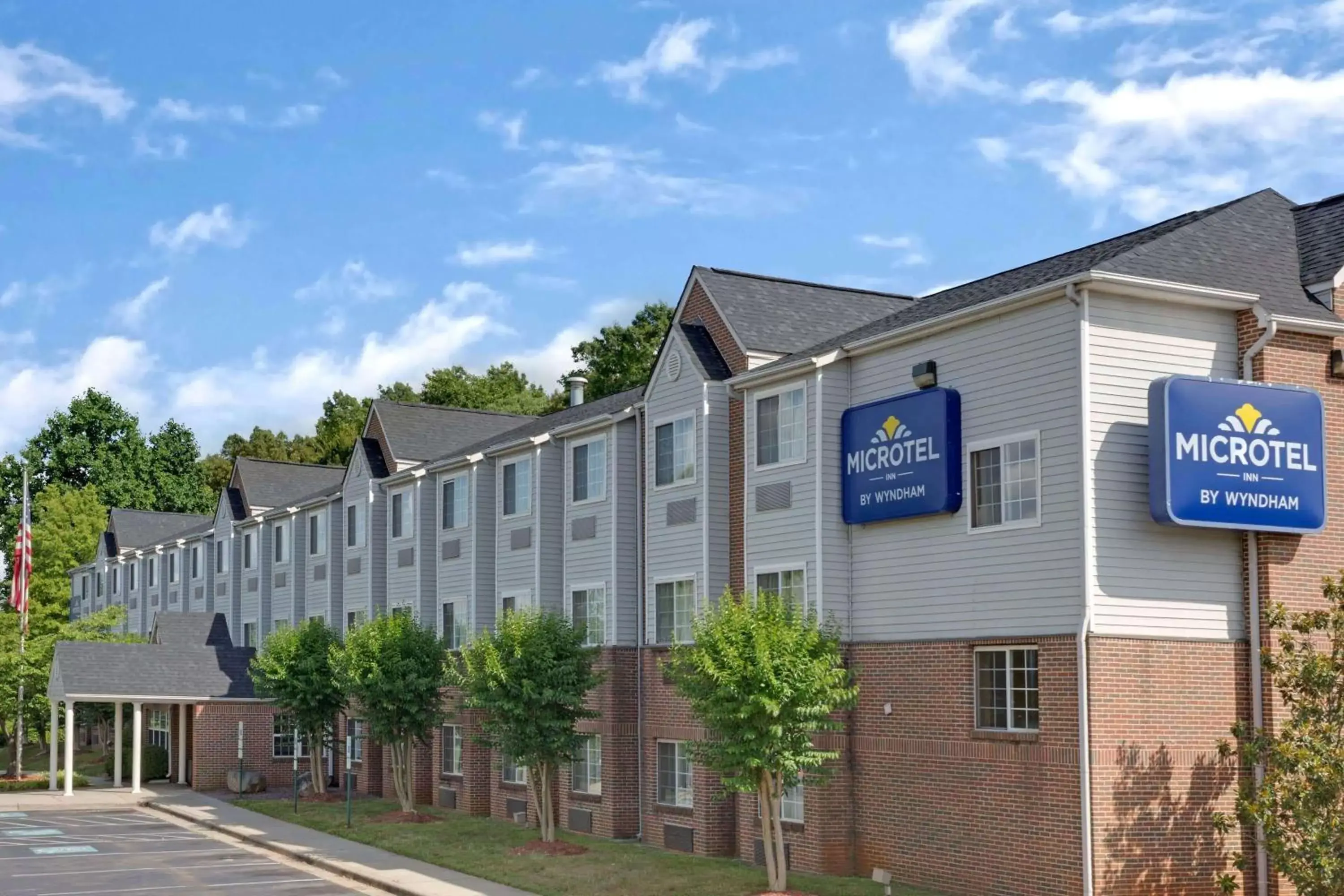 Property Building in Microtel Inn & Suites by Wyndham Charlotte/University Place