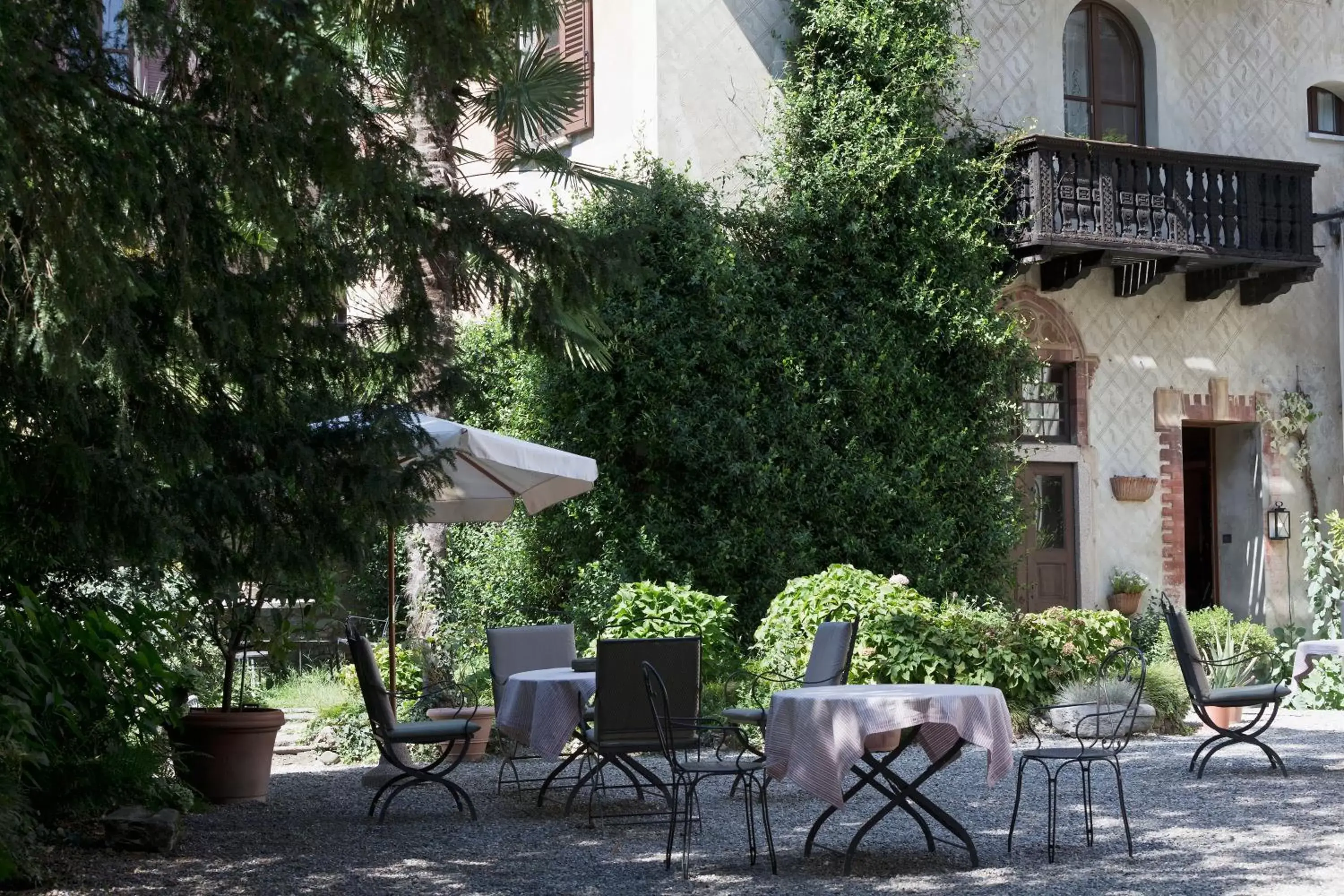 Garden in Hotel Locanda Dei Mai Intees