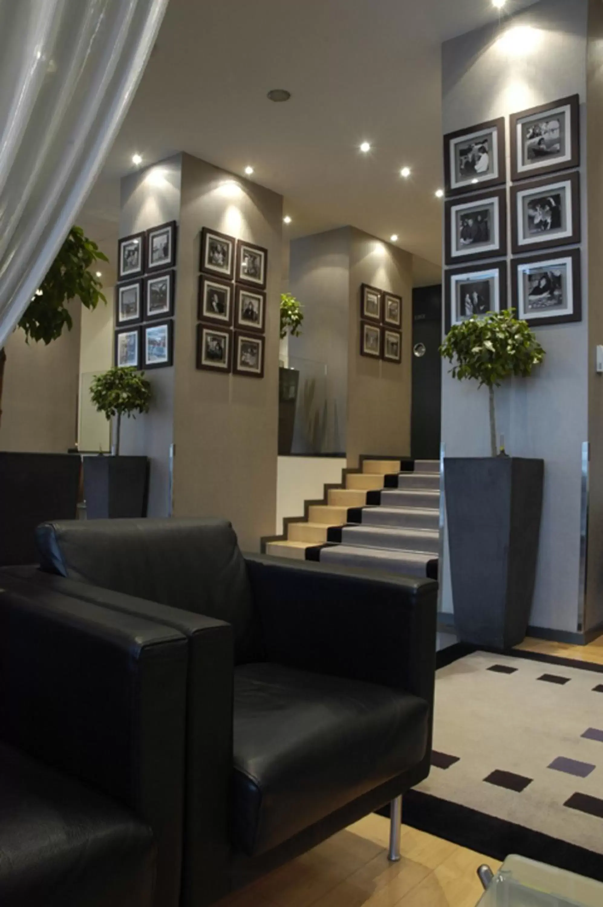 Lobby or reception, Lobby/Reception in Auteuil Manotel