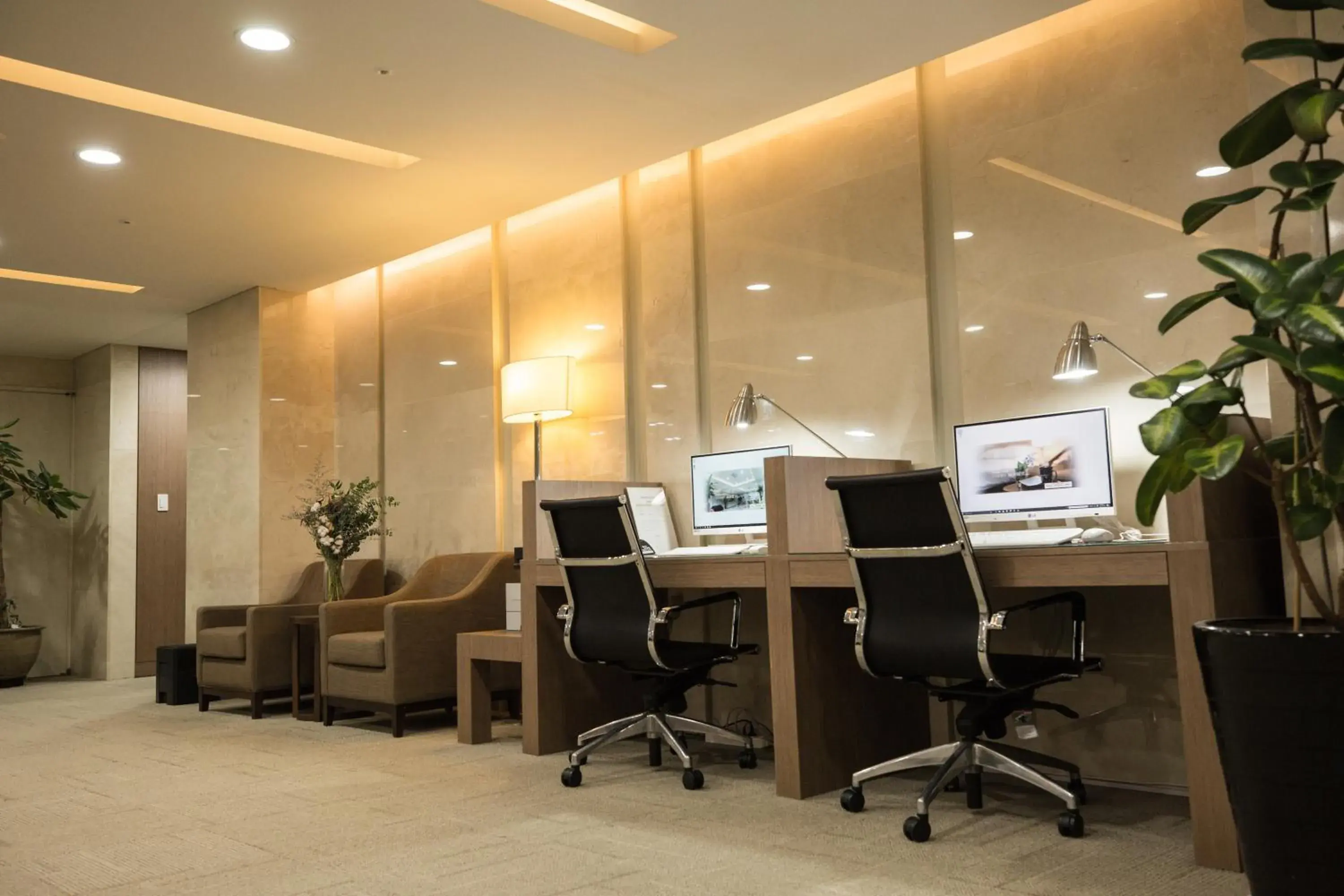 Business facilities in The Summit Hotel Dongdaemun