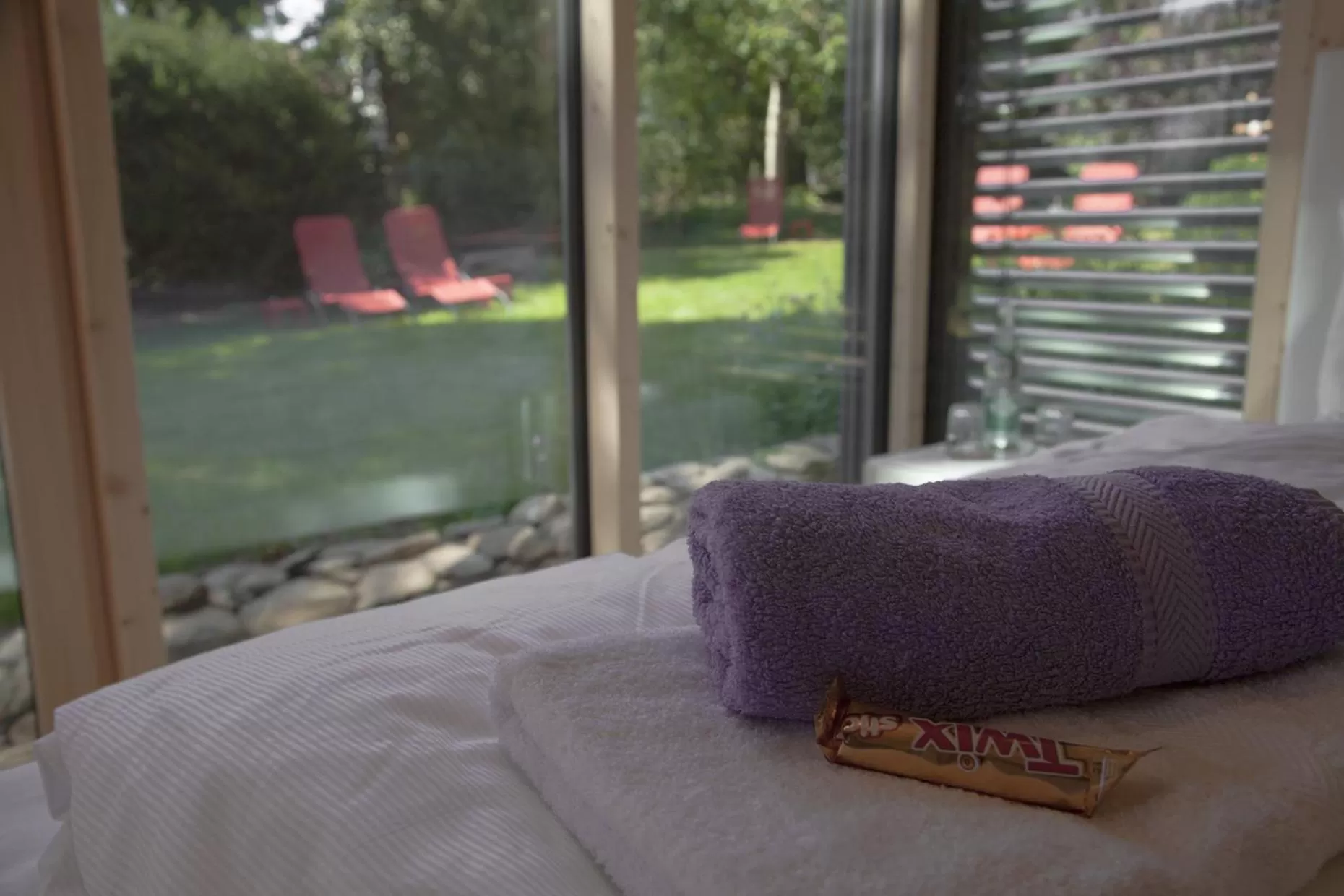 Decorative detail, Bed in mein kleinHOTEL