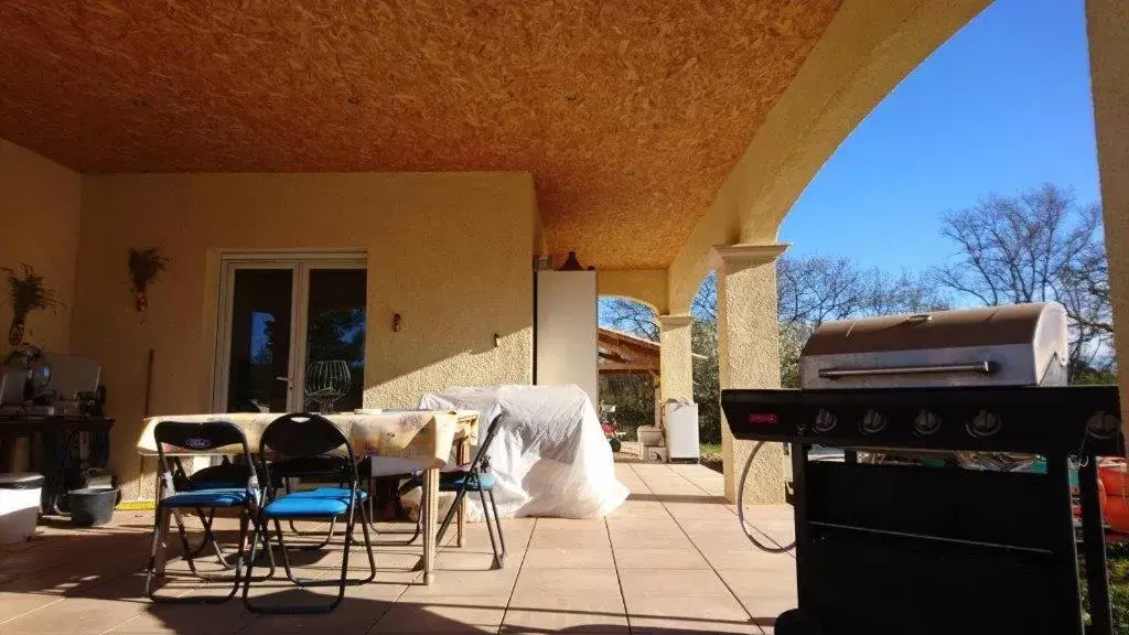 BBQ Facilities in Villa Les Marmottes