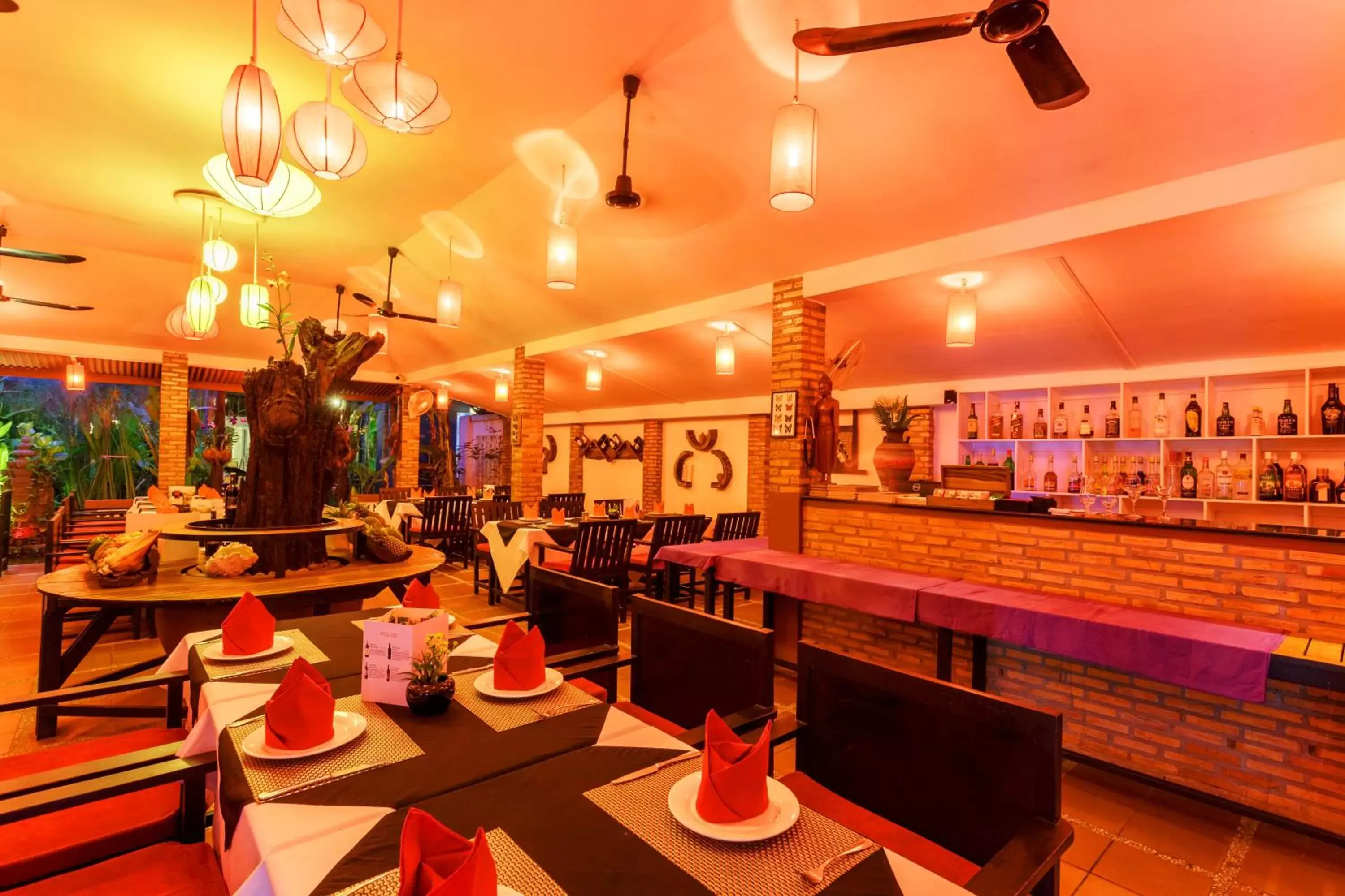 Restaurant/places to eat in La Niche D'angkor Boutique Hotel Restaurant/places to eat in La Niche D'angkor Boutique Hotel