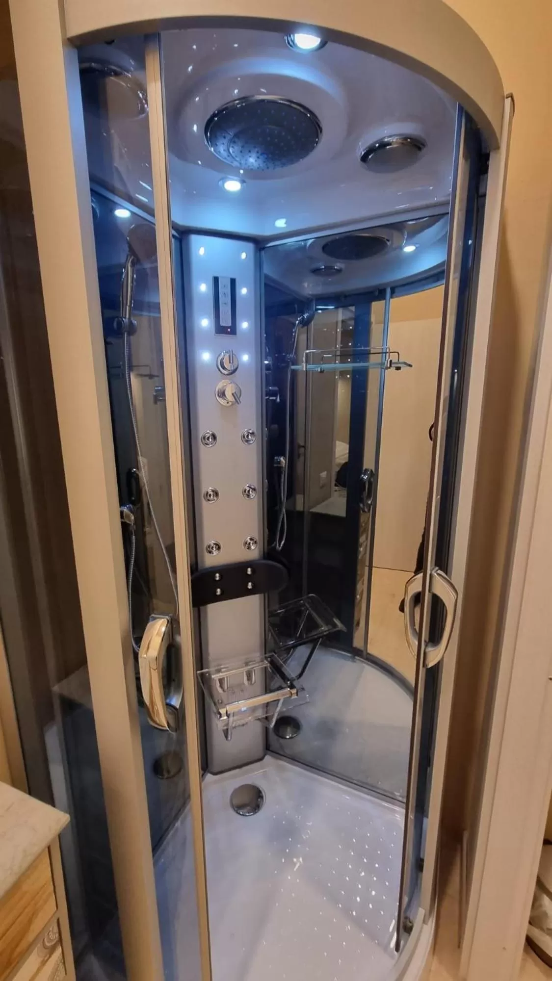 Bathroom in Bio Room