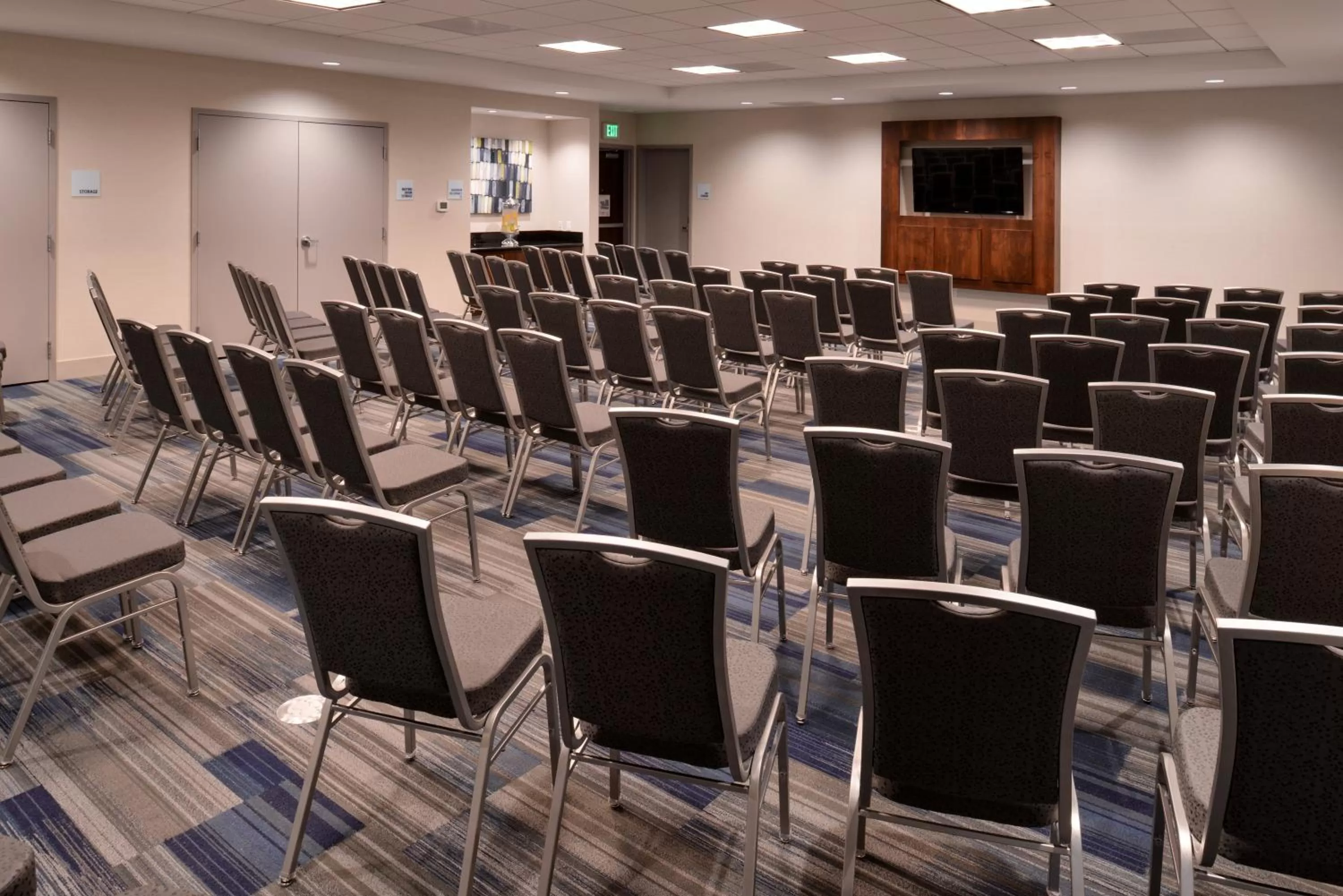 Meeting/conference room in Holiday Inn Express Hotels & Suites Loma Linda by IHG