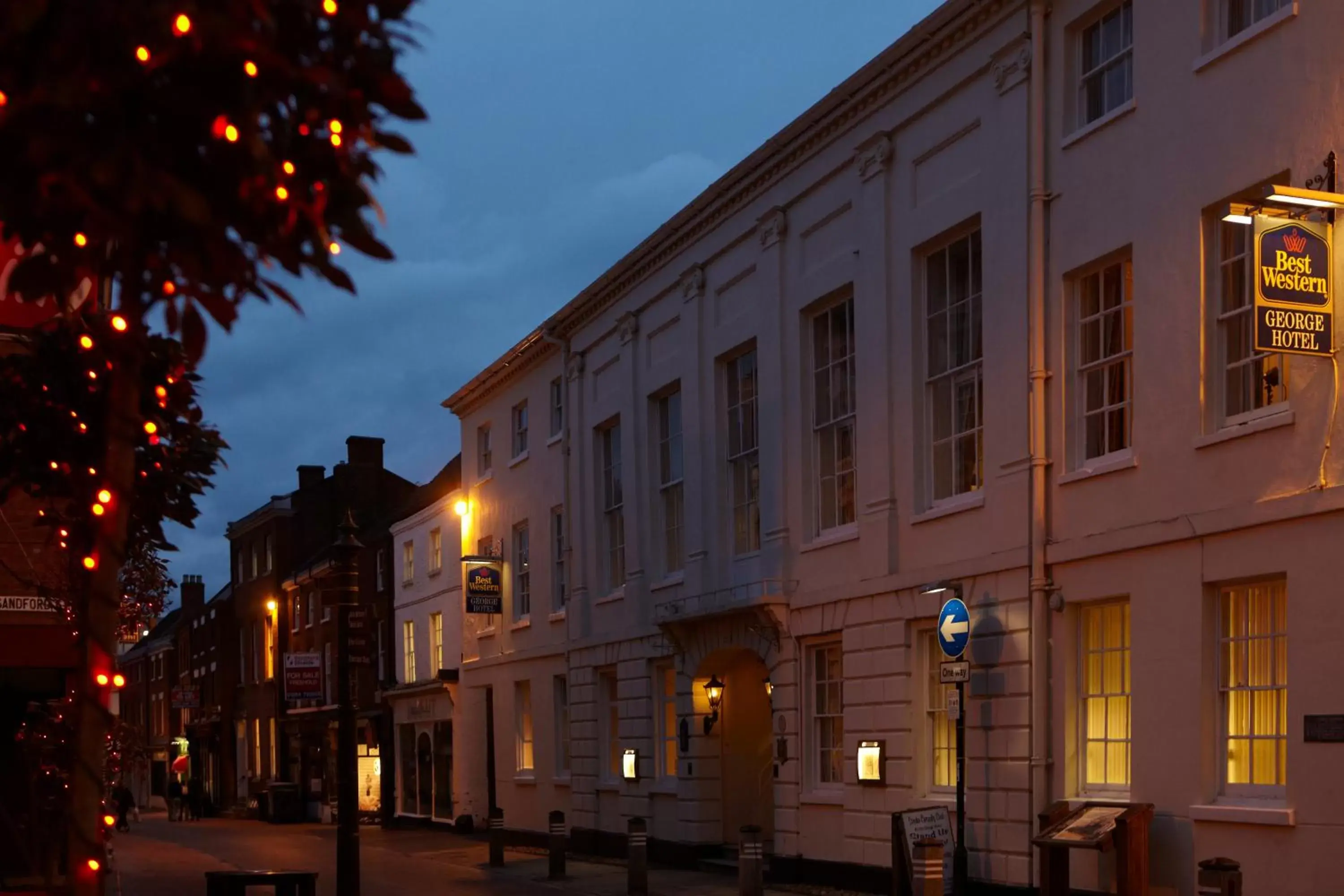 Facade/entrance, Property Building in Best Western Lichfield City Centre The George Hotel