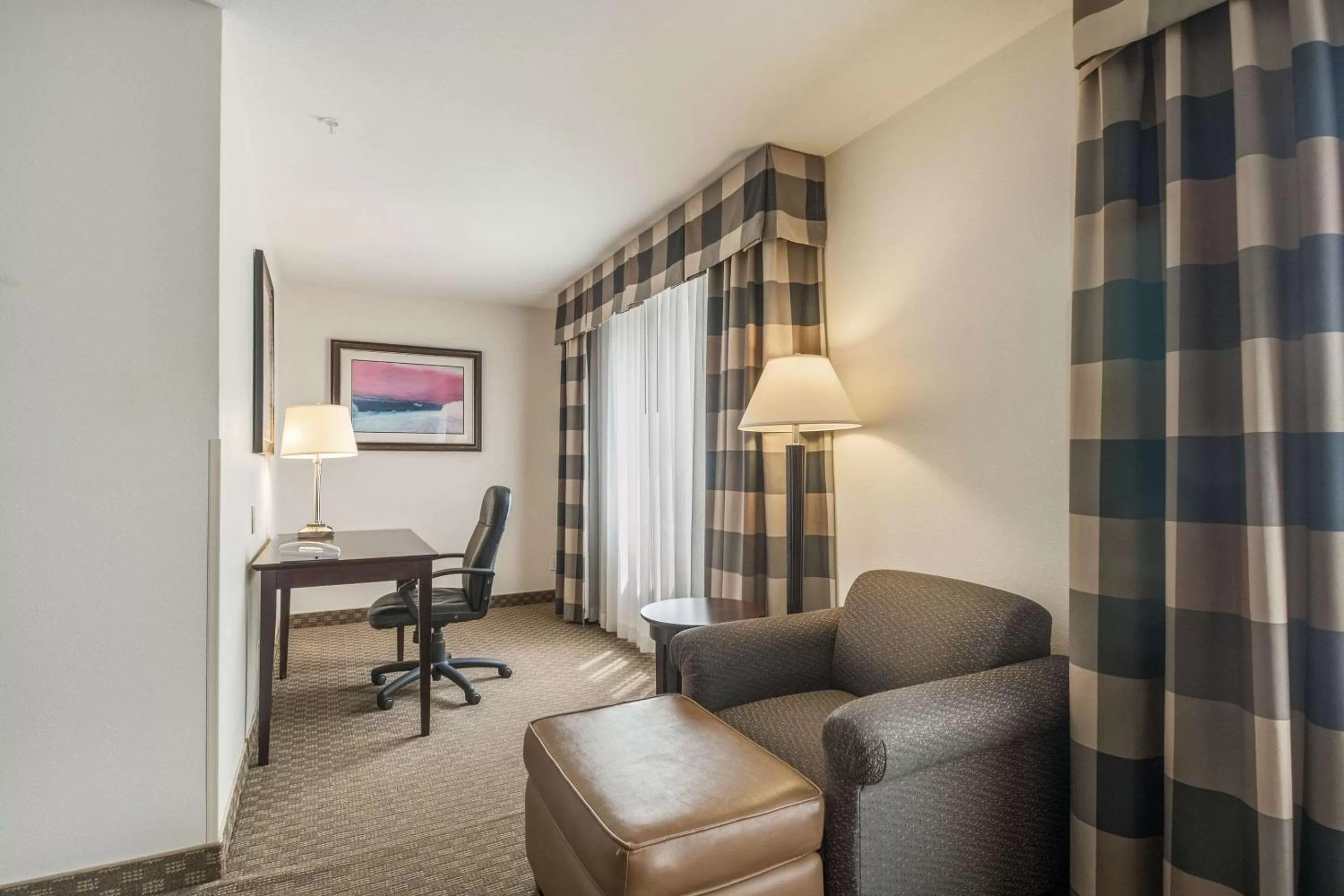 Photo of the whole room in Quality Inn