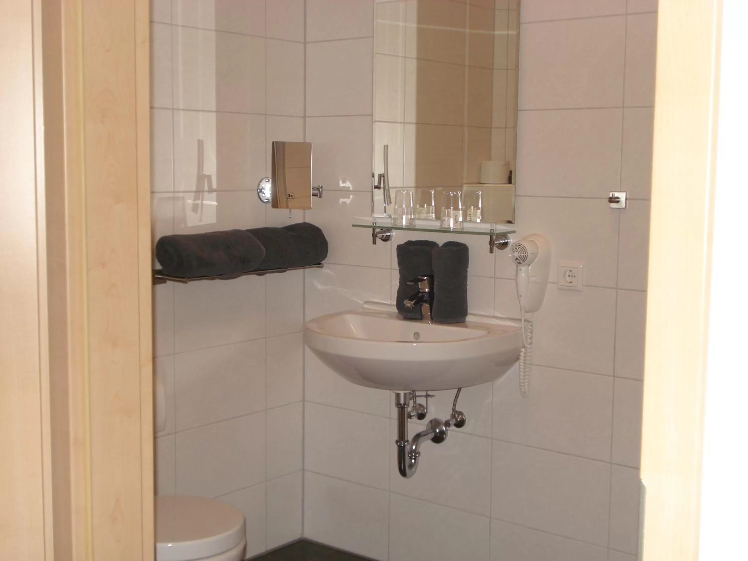 Shower in Hotel Restaurant Fritz