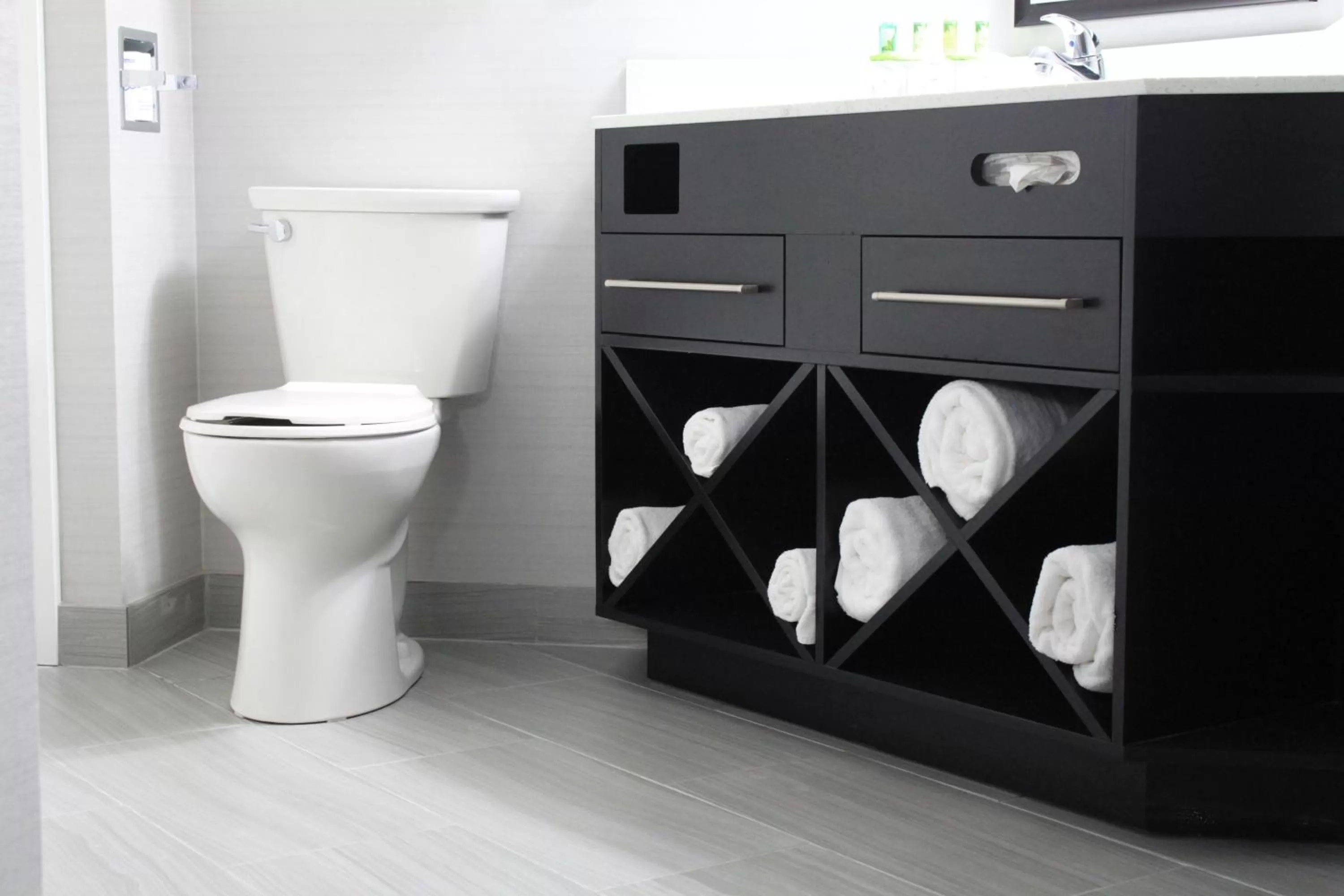 Photo of the whole room in Holiday Inn Express Janesville-I-90 & US Highway 14 by IHG