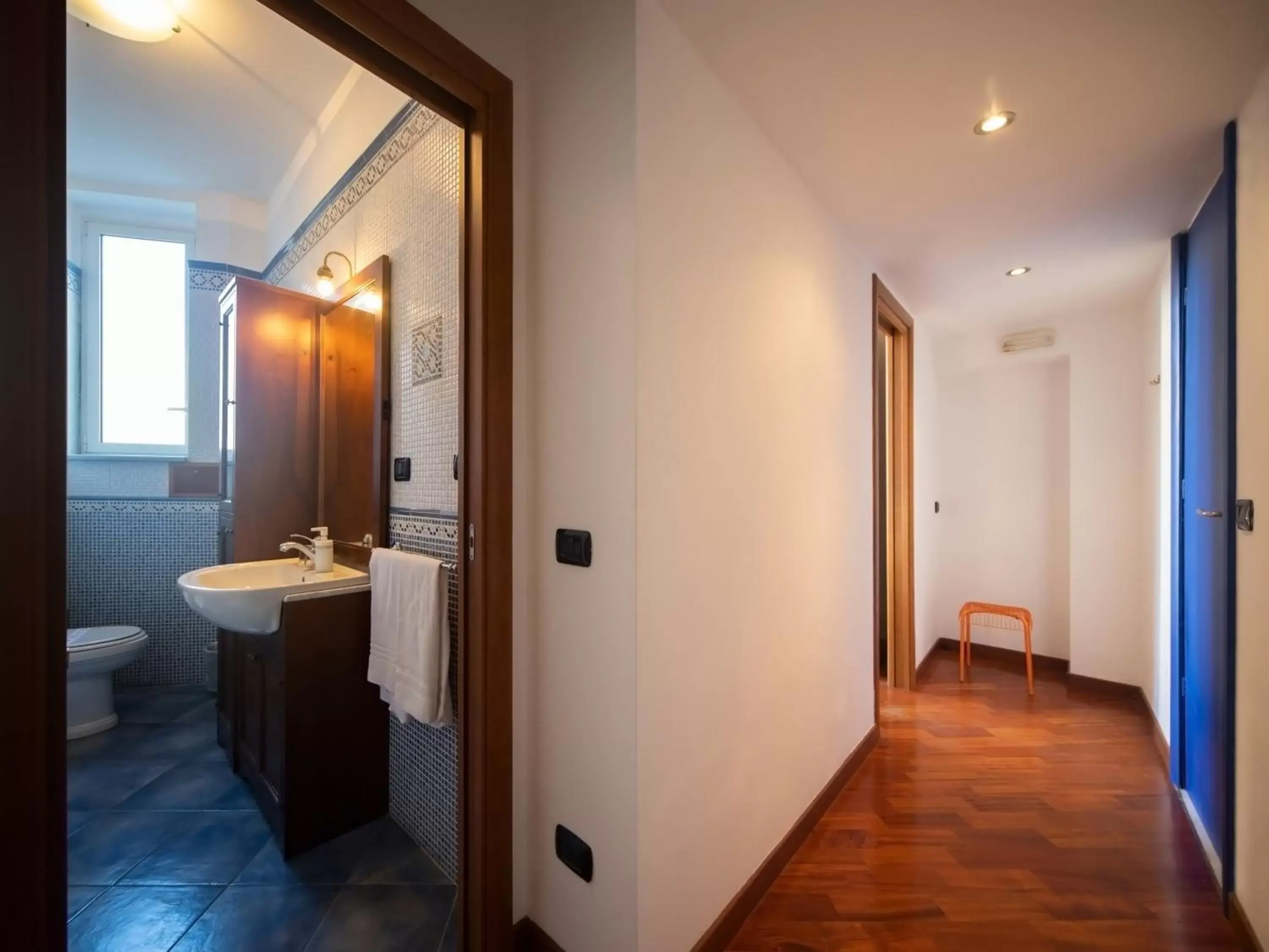 Bathroom in Salotto Borbonico