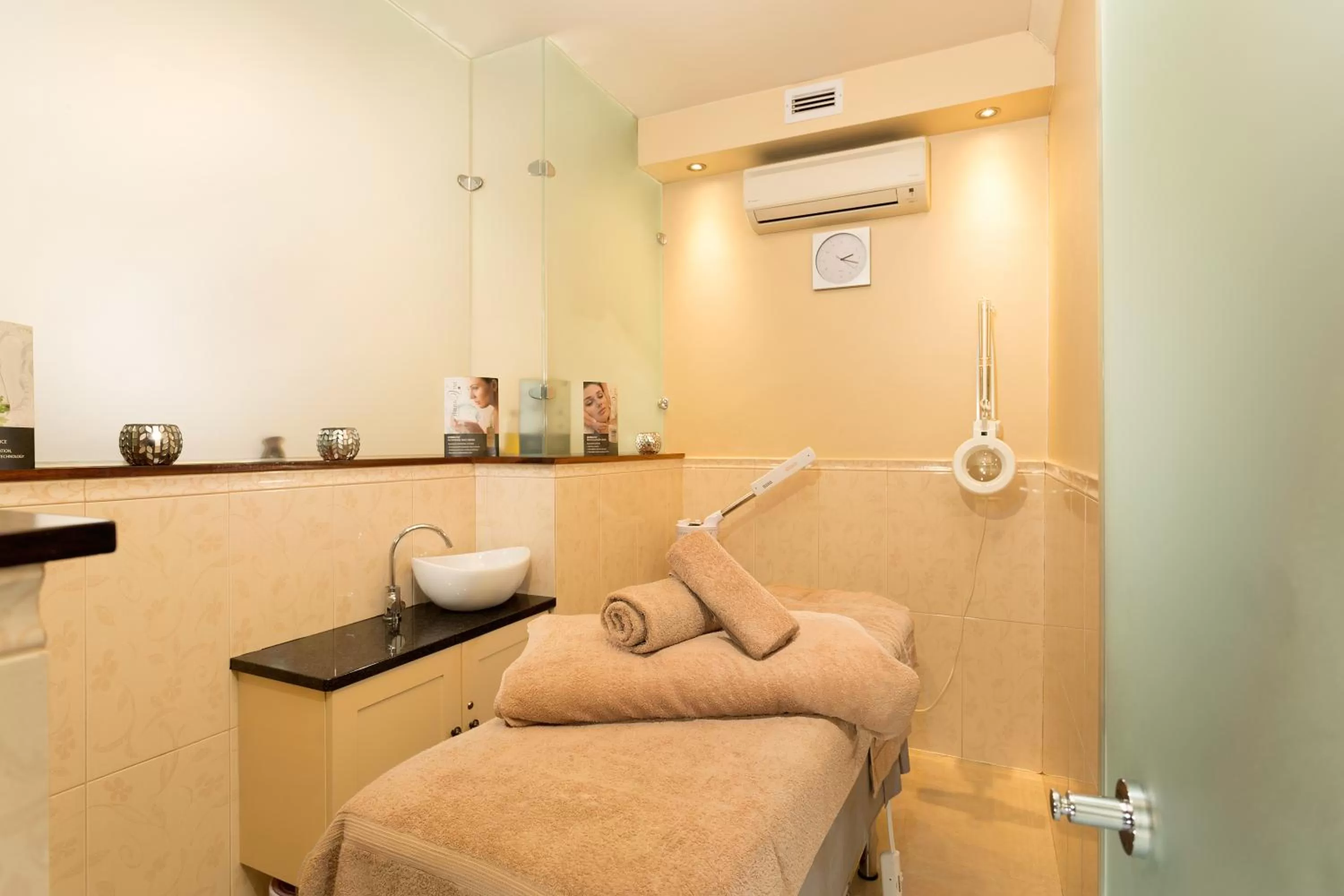 Massage in Coopmanhuijs Boutique Hotel & Spa