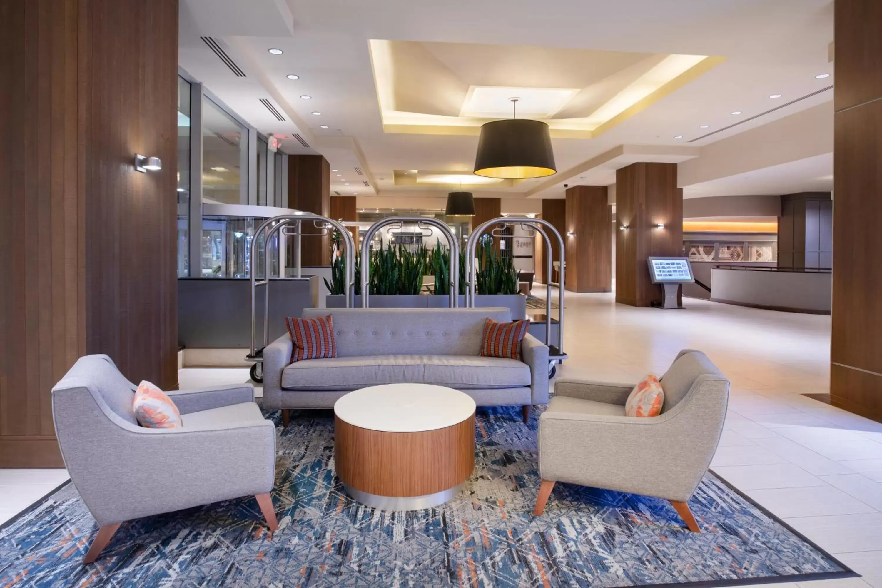 Property building, Lobby/Reception in Crowne Plaza Kansas City Downtown, an IHG Hotel