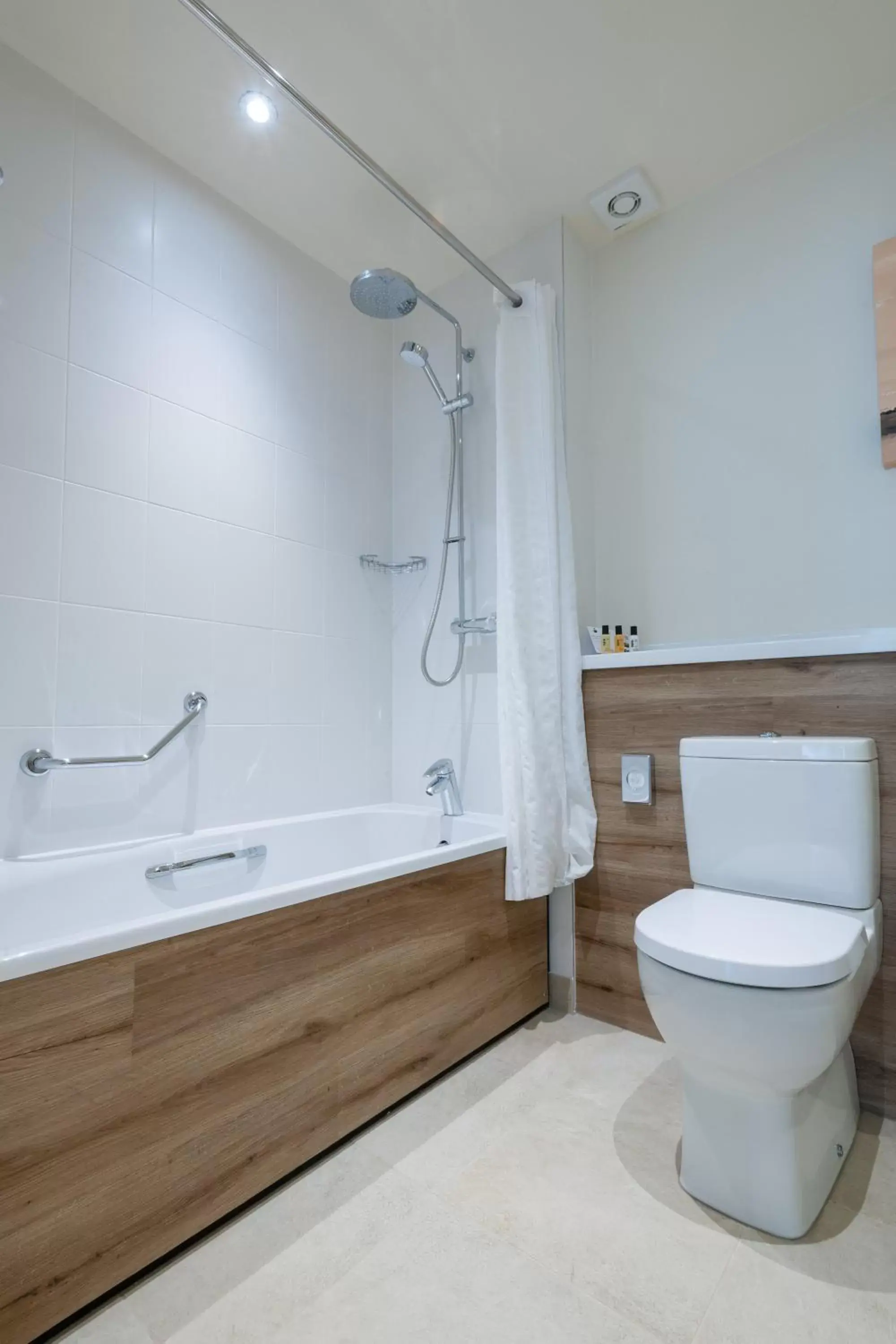 Bathroom in De Vere Cotswold Water Park