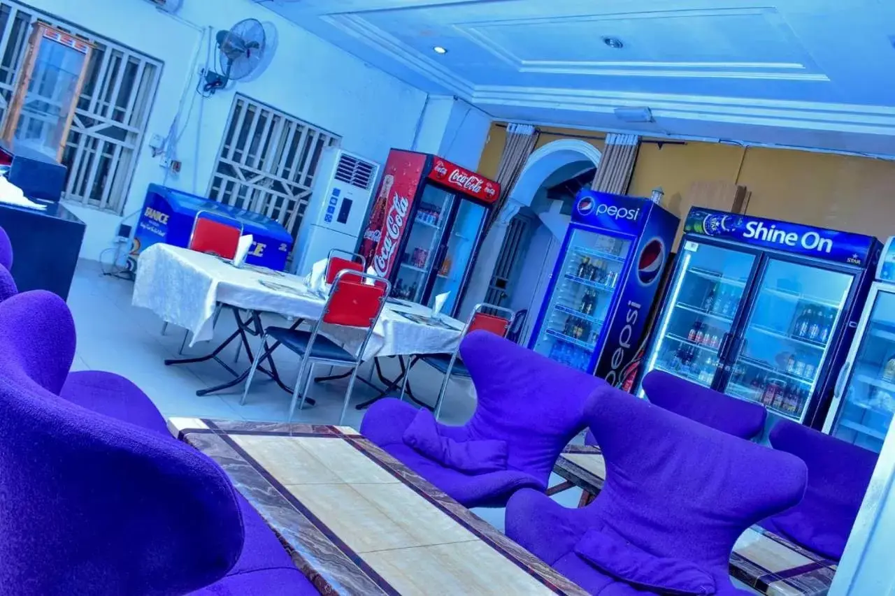 Restaurant/places to eat in World Class Hotel & Apartments Restaurant/places to eat in World Class Hotel & Apartments