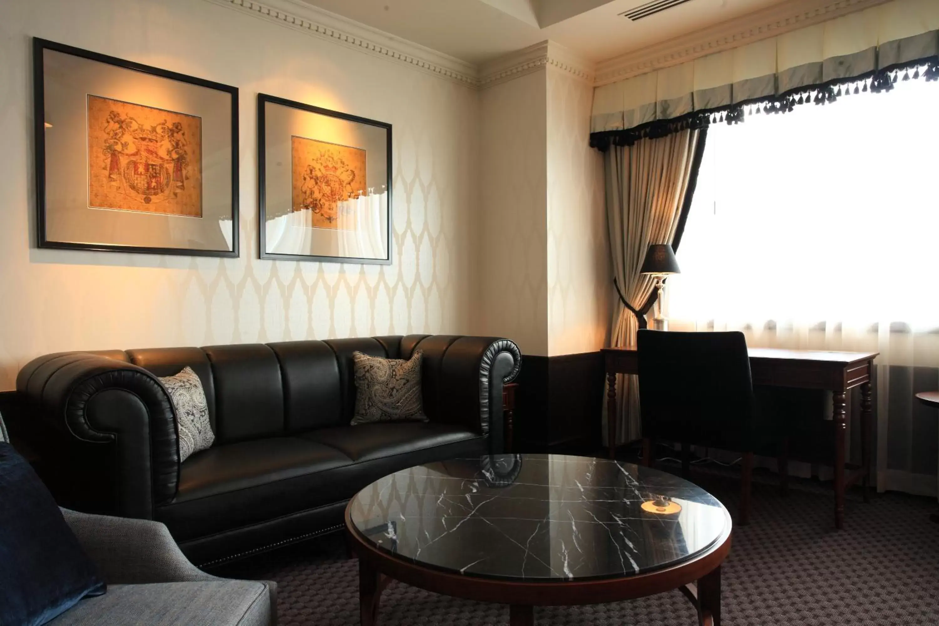 Living room, Seating Area in Hotel Monterey Grasmere Osaka