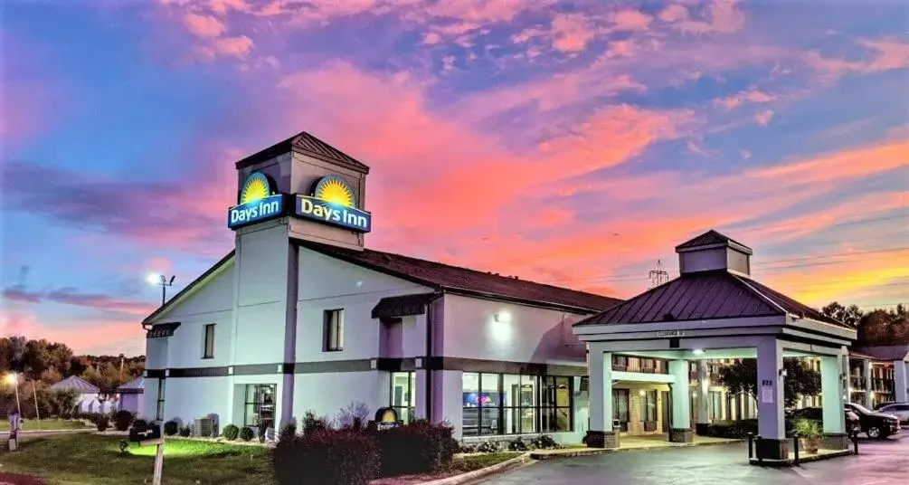 Property Building in Days Inn by Wyndham Rock Hill