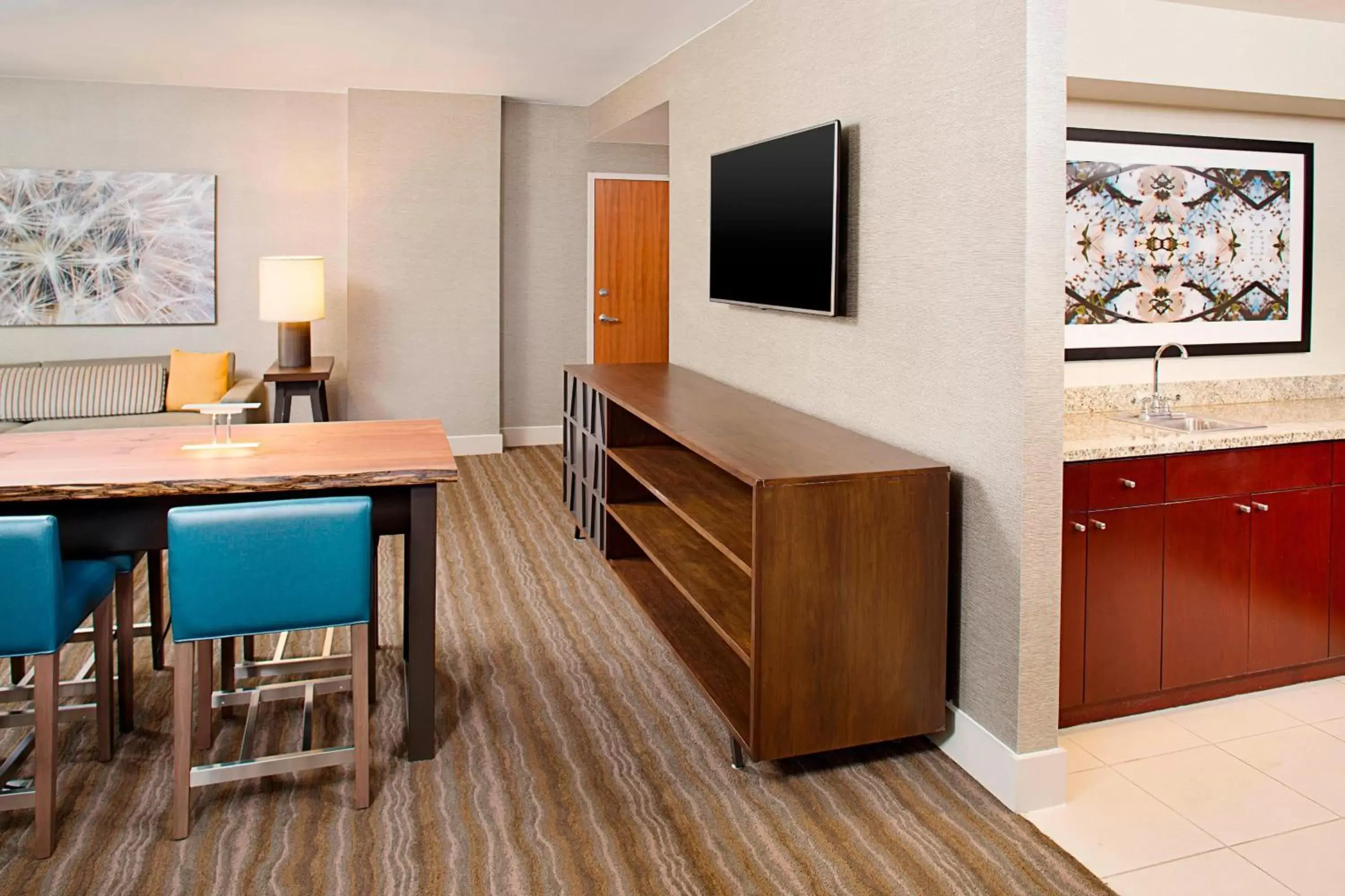 Photo of the whole room, TV/Entertainment Center in The Westin Chicago North Shore